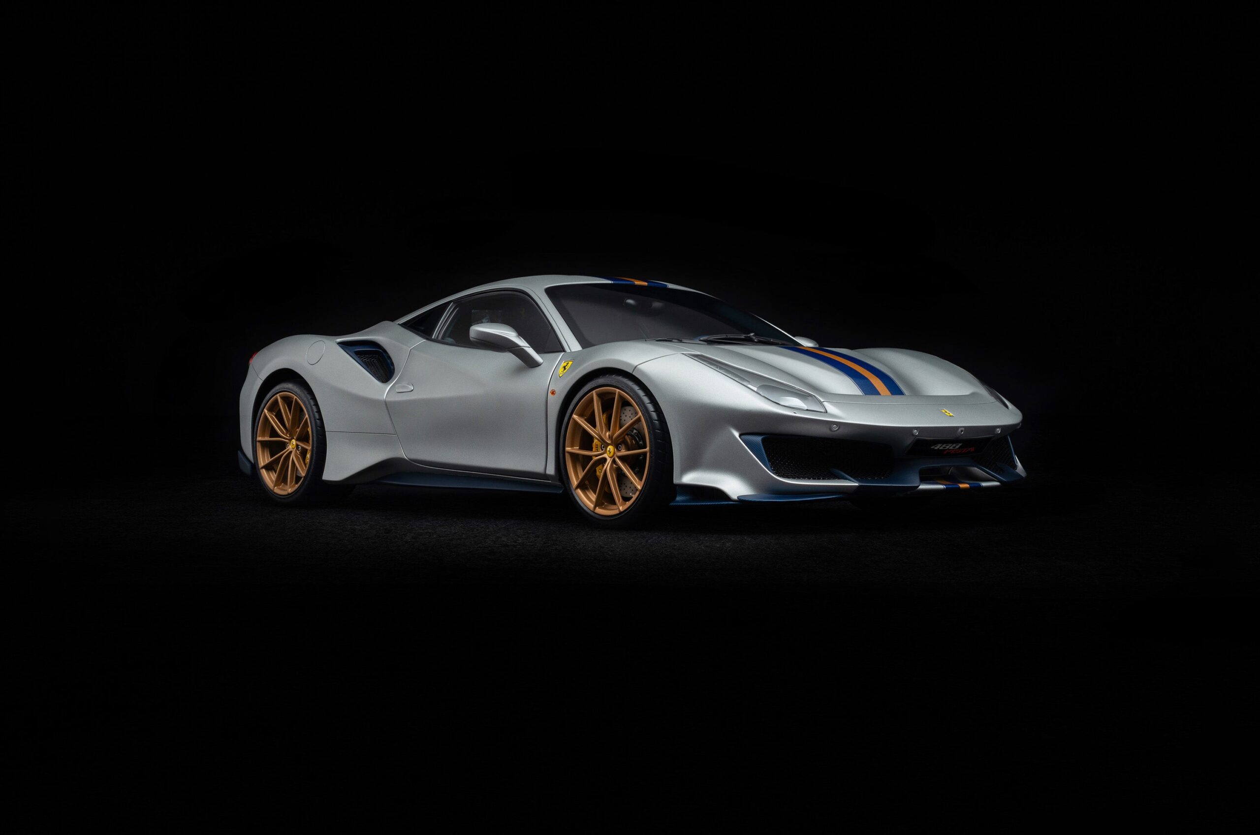 Amalgam Ferrari 488 GTB & Spider Tailor Made | 1:8 - Image 2