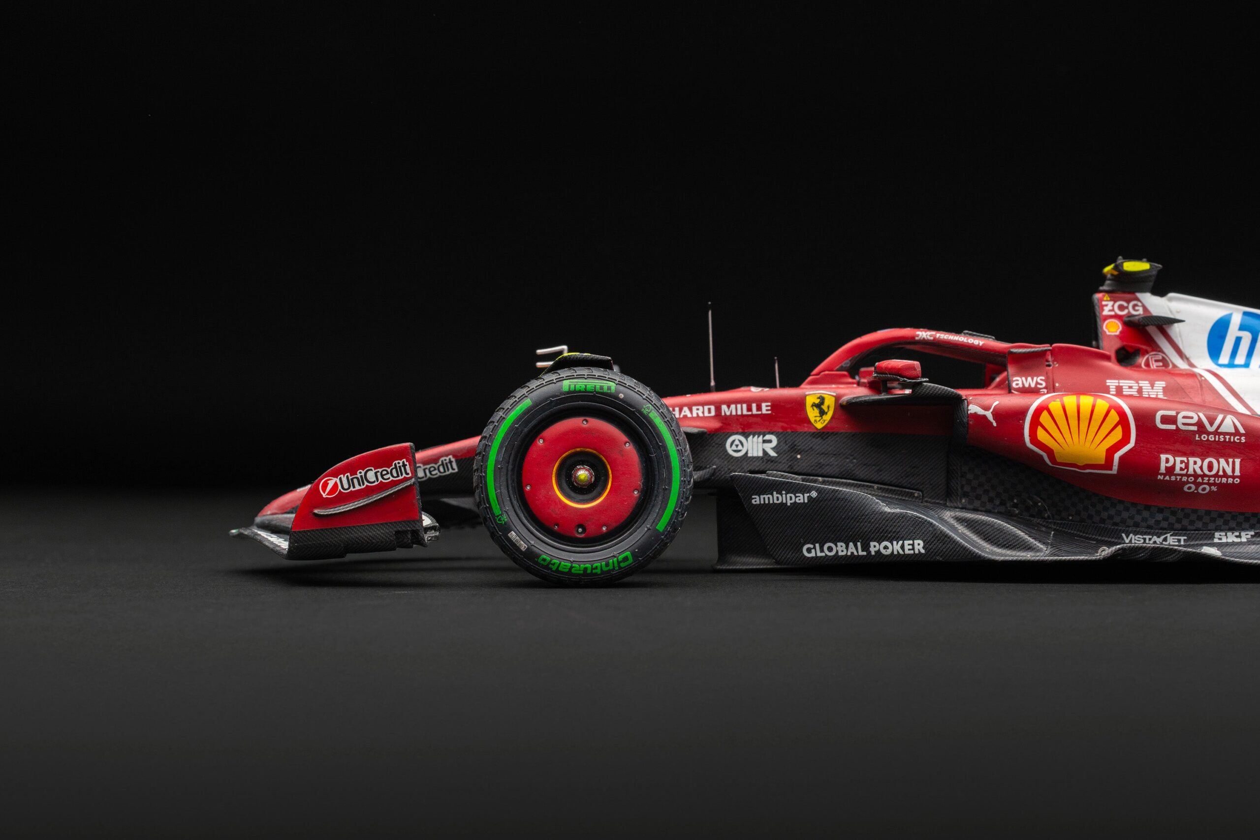 Amalgam Ferrari SF-25 Australian Grand Prix - Race Weathered - Lewis Hamilton - Rot | 1:18 – Bild 6