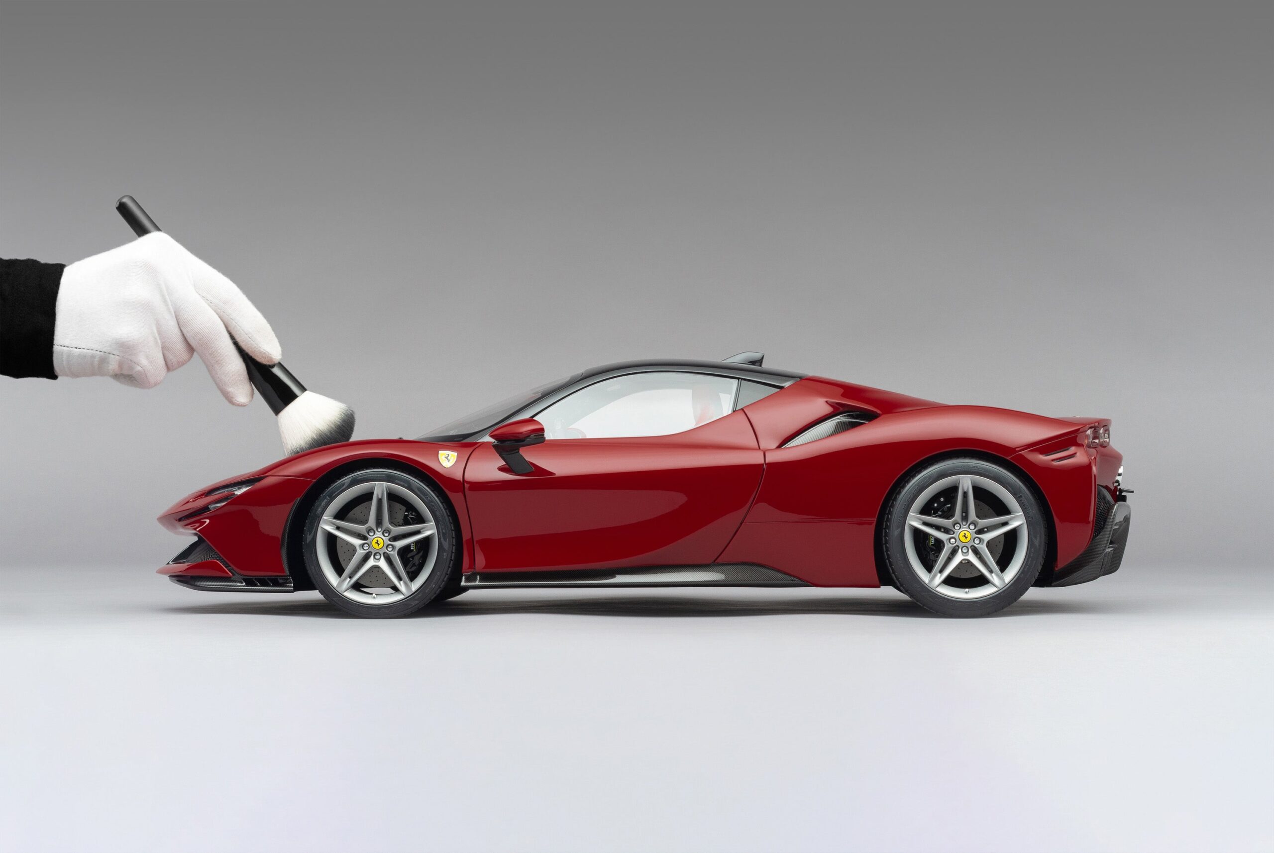 Amalgam Ferrari SF90 Stradale The Official Ferrari Magazine Specification - Rot | 1:8 – Bild 3