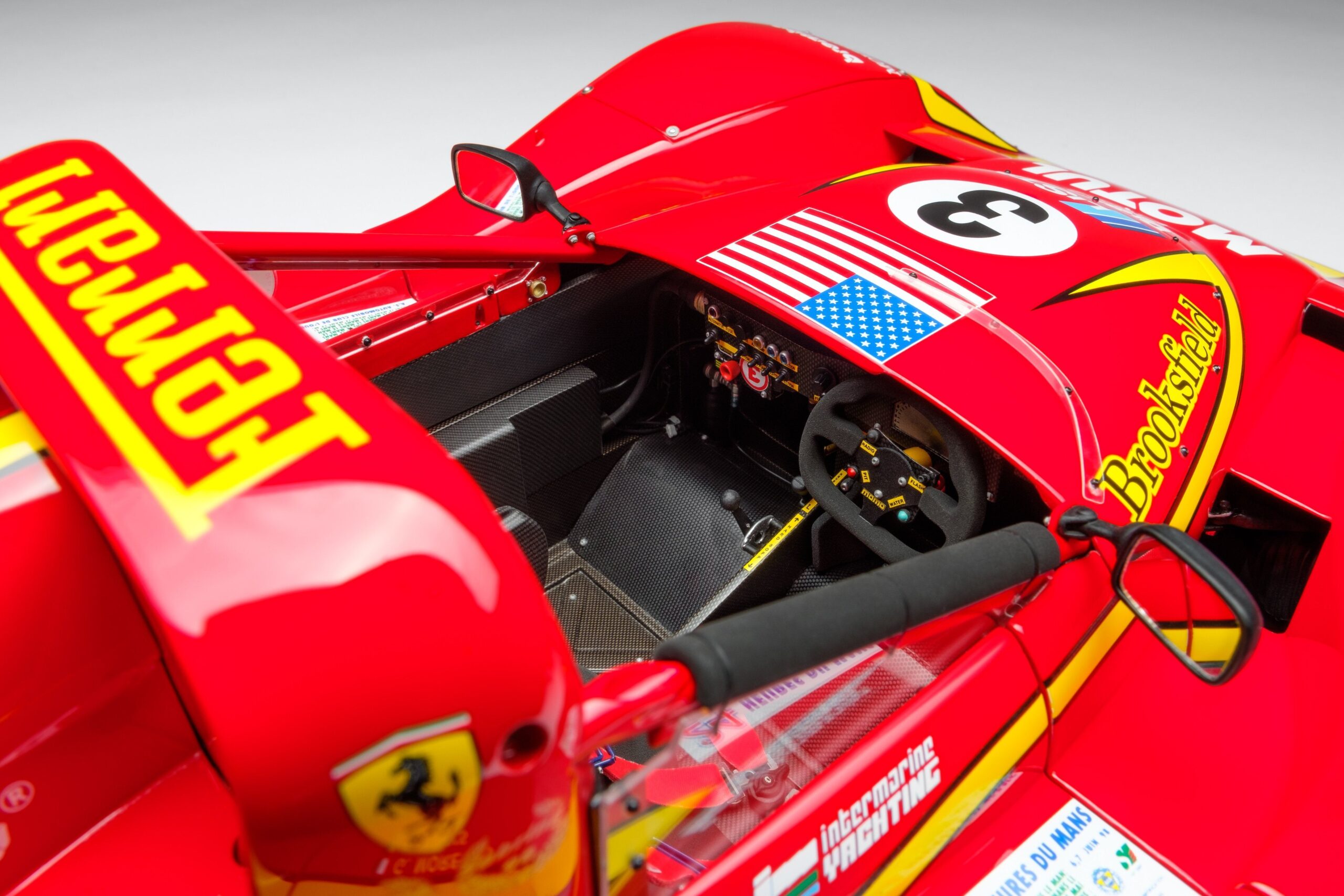 Amalgam Ferrari 333 SP 1998 Le Mans - Rot | 1:8 - Image 14