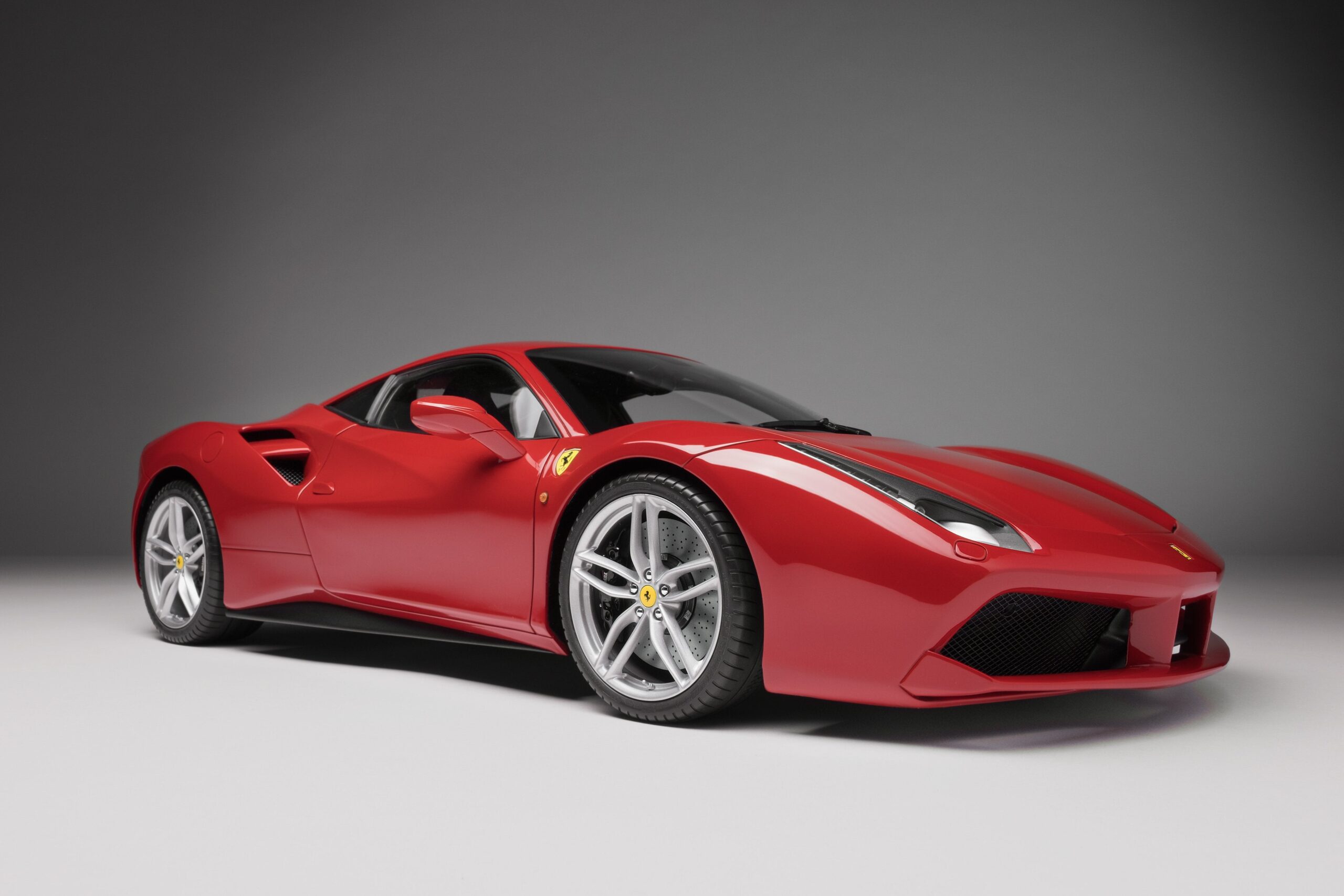 Amalgam Ferrari 488 GTB (2015) - Rot | 1:8 - 画像8