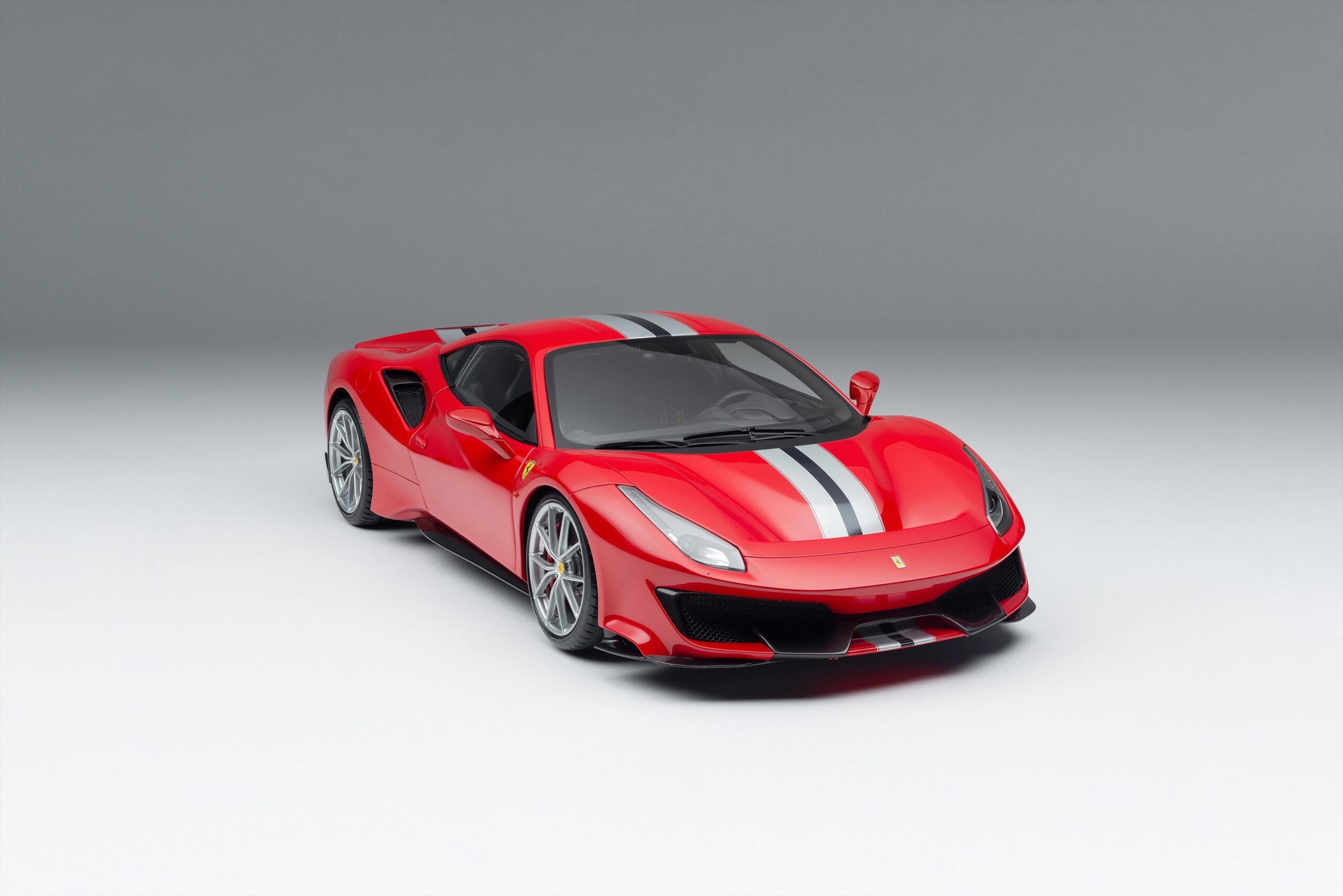 Amalgam Ferrari 488 Pista | 1:8 - 画像2