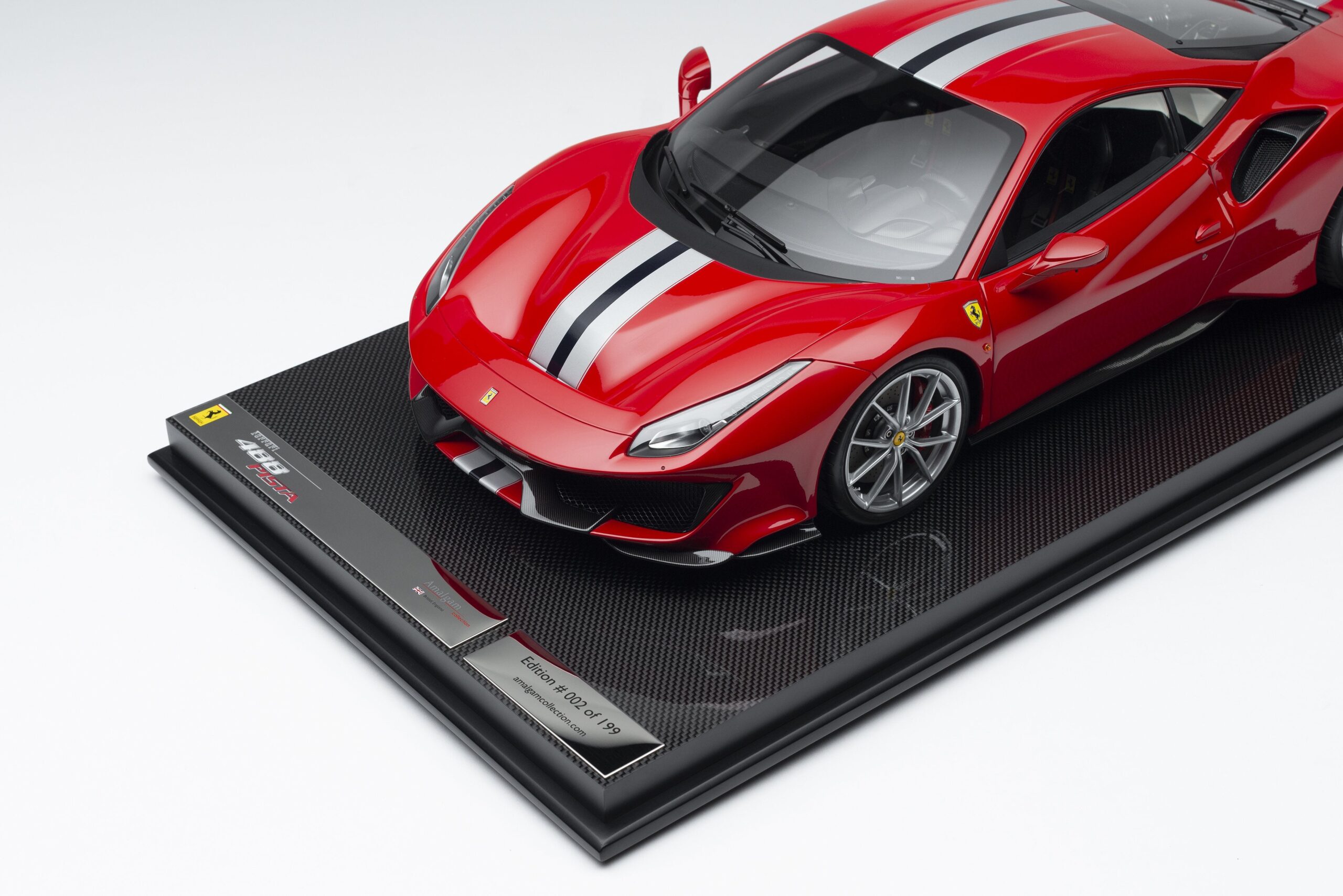 Amalgam Ferrari 488 Pista | 1:8 - 画像5