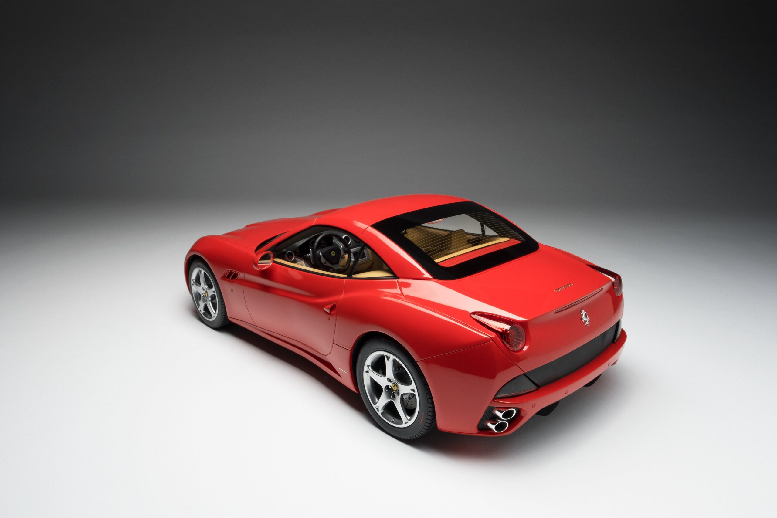 Amalgam Ferrari California (2008) - Rot, Blau | 1:8 - 画像10