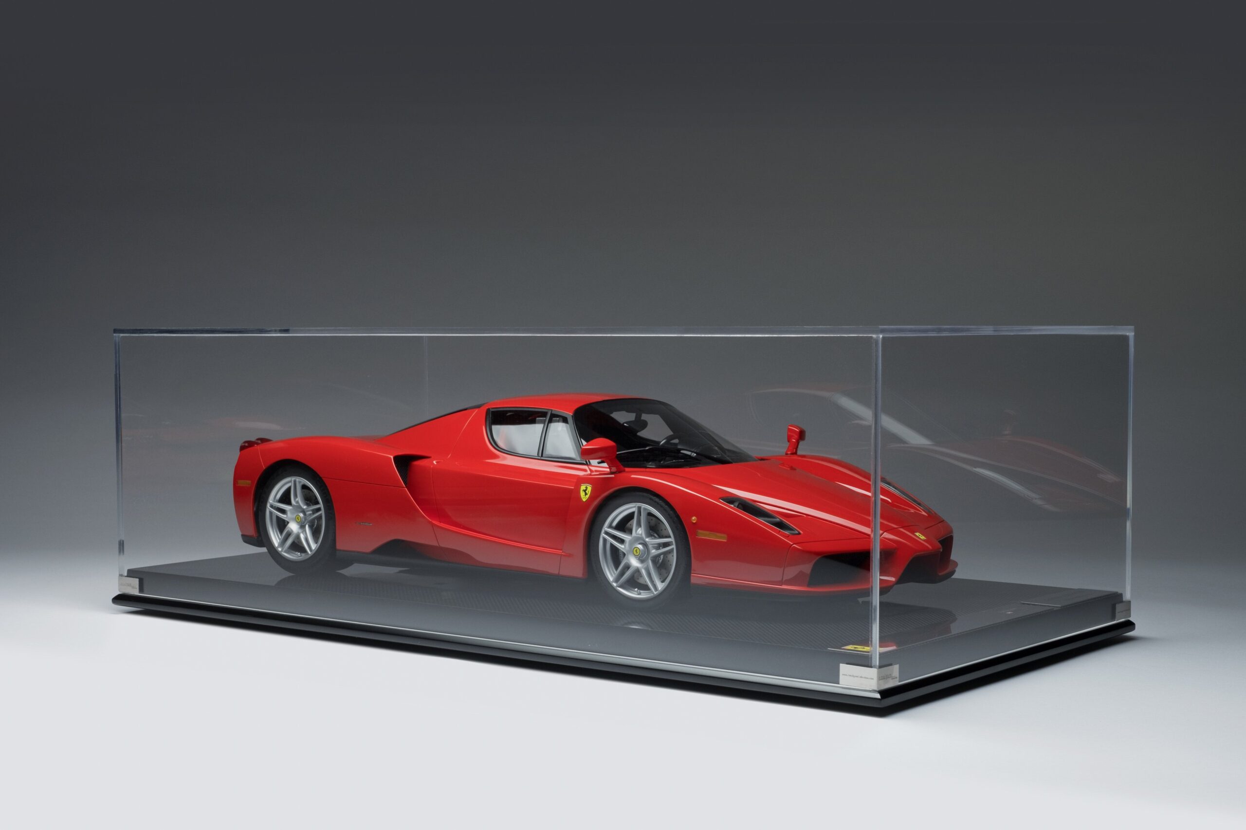 Amalgam Ferrari Enzo - Rot | 1:8 - 画像11