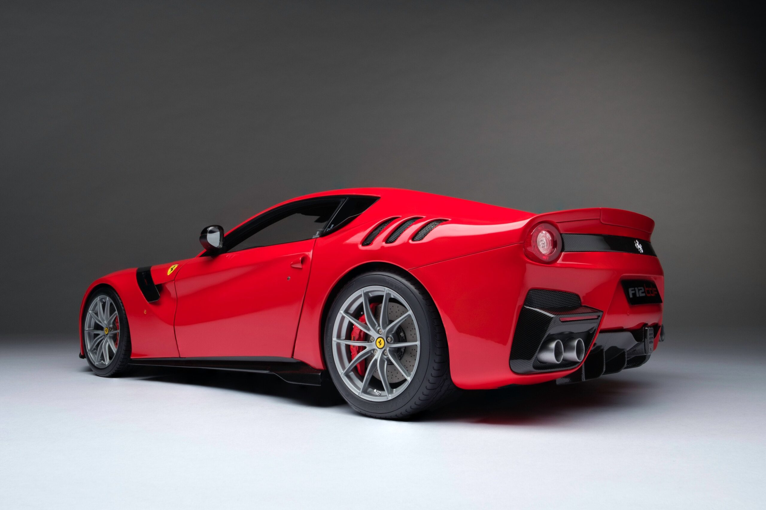 Amalgam Ferrari F12 TDF (2015) - Rot | 1:8 – Bild 8