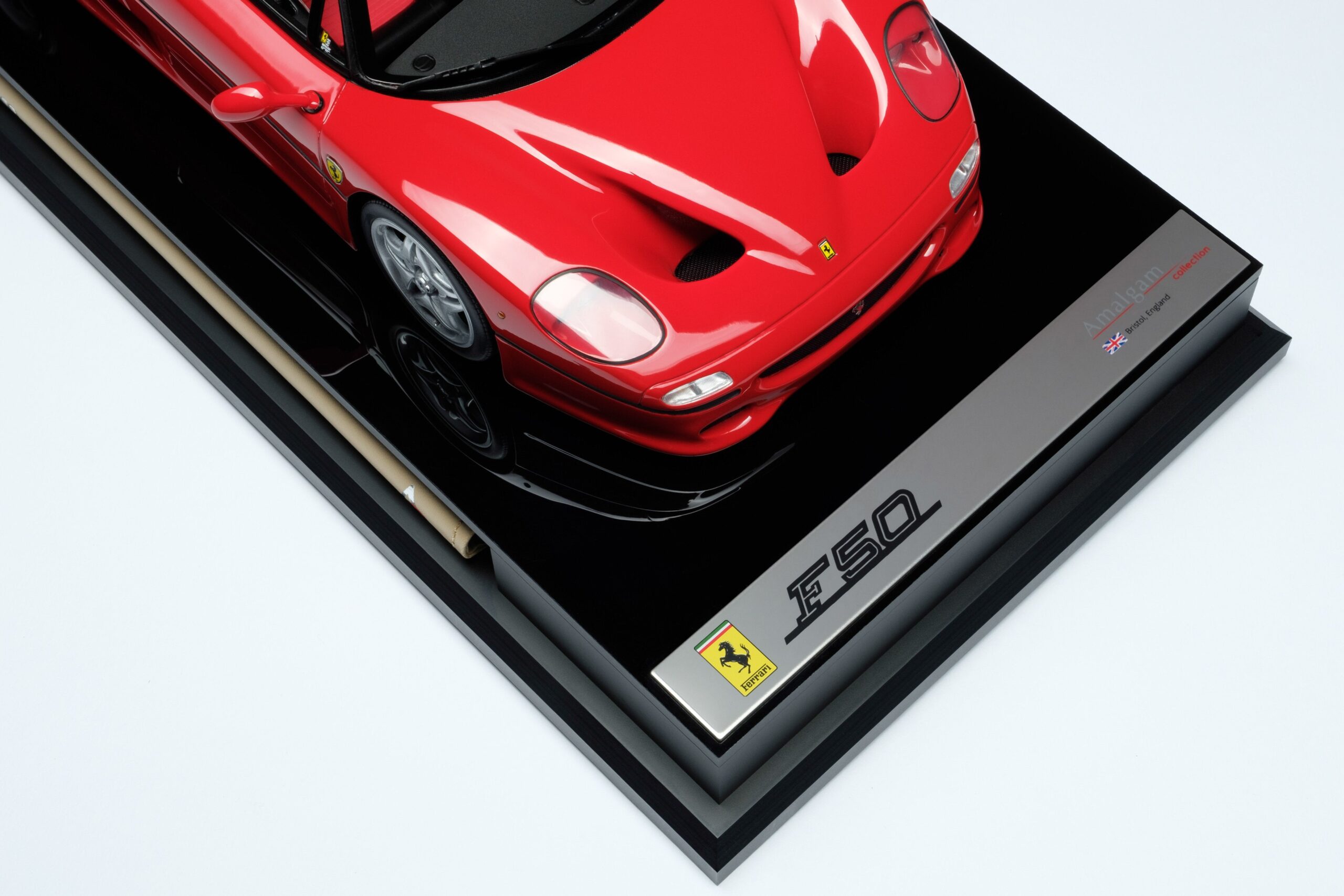 Amalgam Ferrari F50 - Rot | 1:18 - 画像17