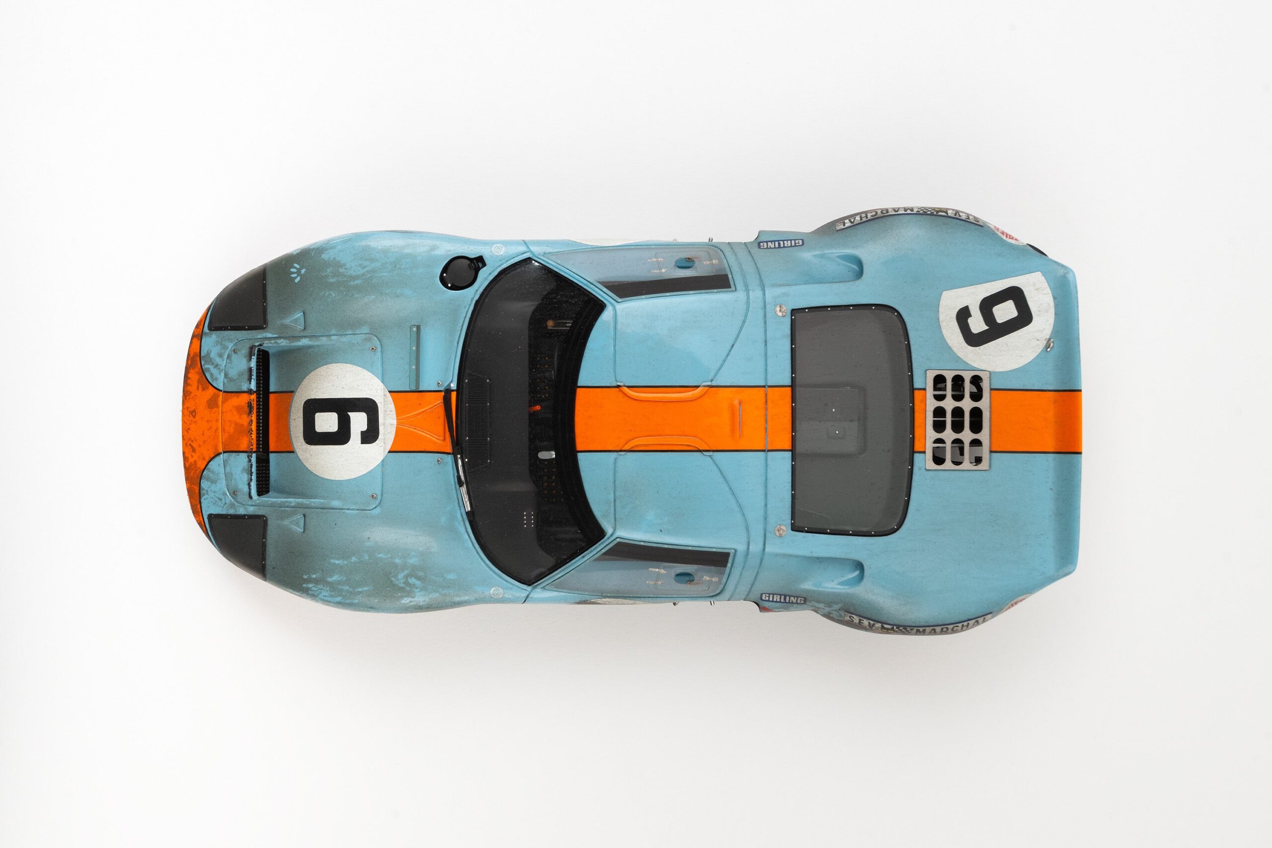 Amalgam Ford GT40 1969 Le Mans Sieger Race Weathered - Blau / Orange | 1:18 – Bild 19