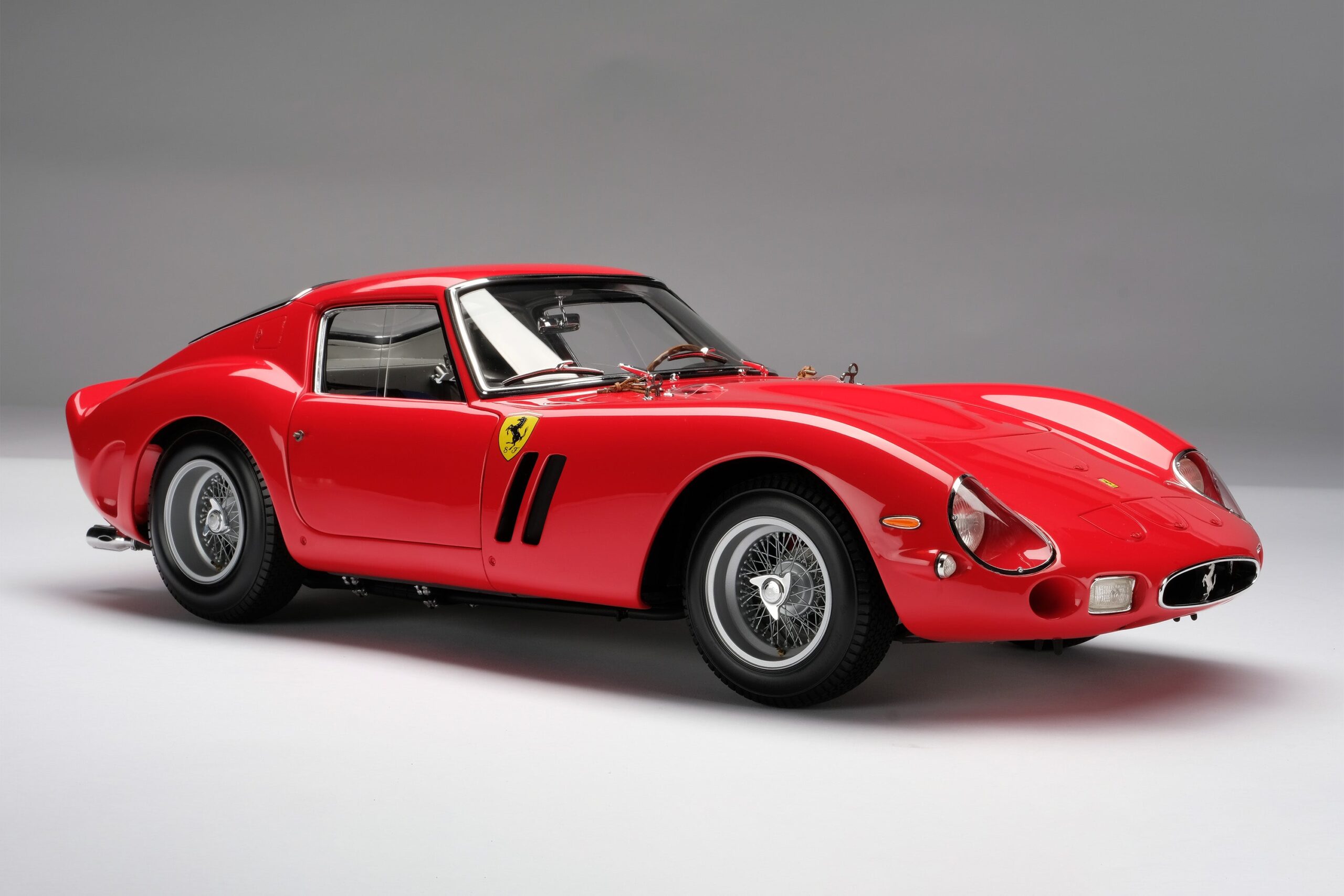 أمالجم فيراري 250 جي تي أو بمواصفات الطرق (1962) - أحمر | 1:8