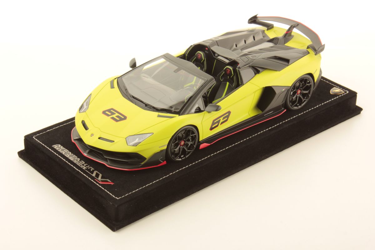 MR Collection Lamborghini Aventador SVJ Roadster | 1:18