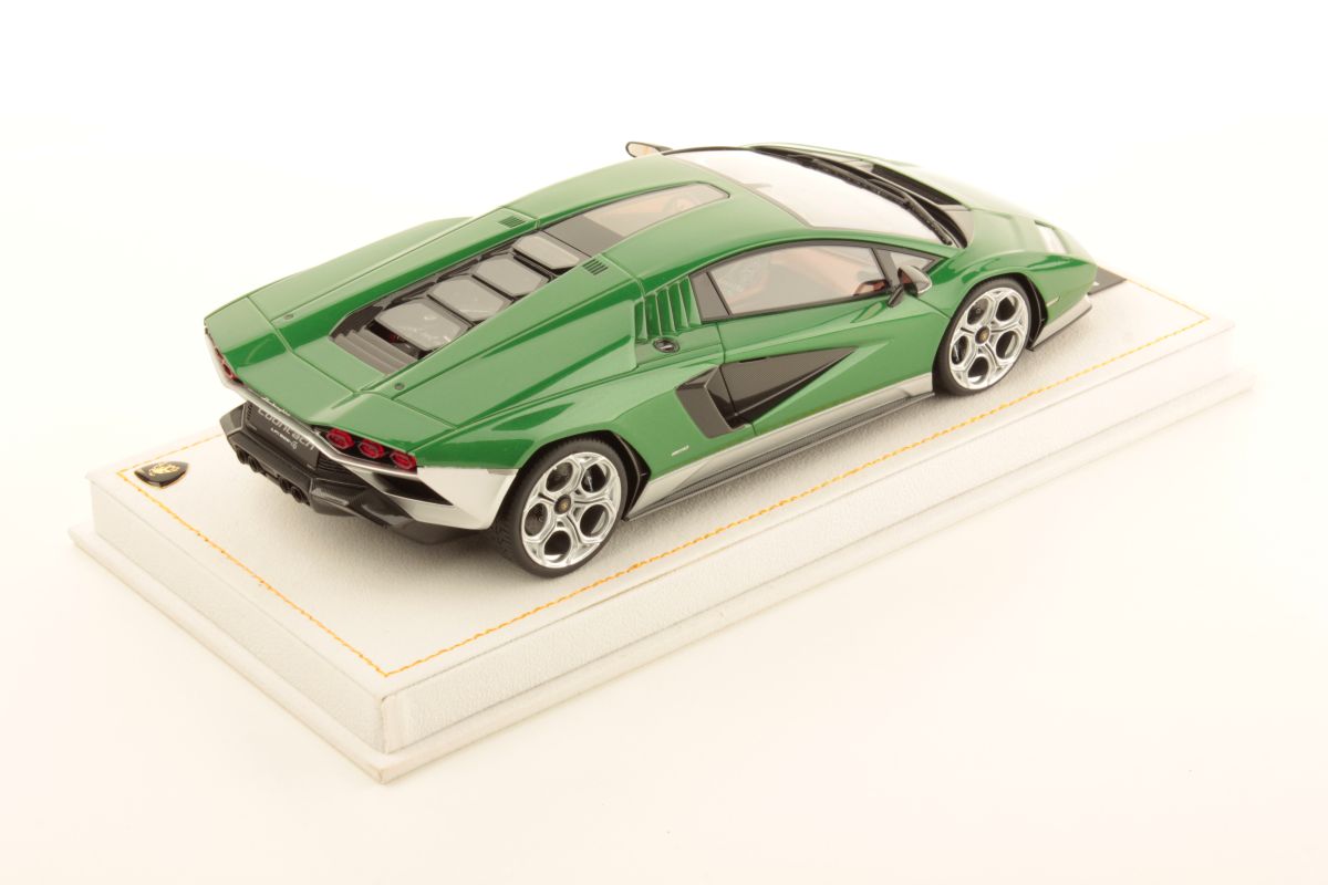 MR Collection Lamborghini Countach LPI 800-4 - Metallic Green | 1:18 – Bild 2
