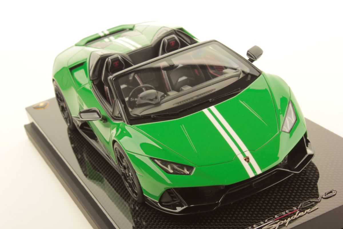 MR Collection Lamborghini Huracan EVO Spyder - ONE OFF 60th Anniversary | 1:18 – Bild 3