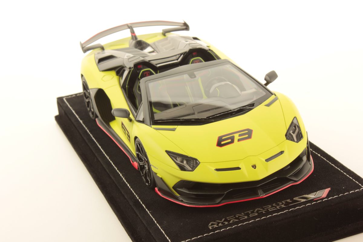 MR Collection Lamborghini Aventador SVJ Roadster | 1:18 – Bild 3