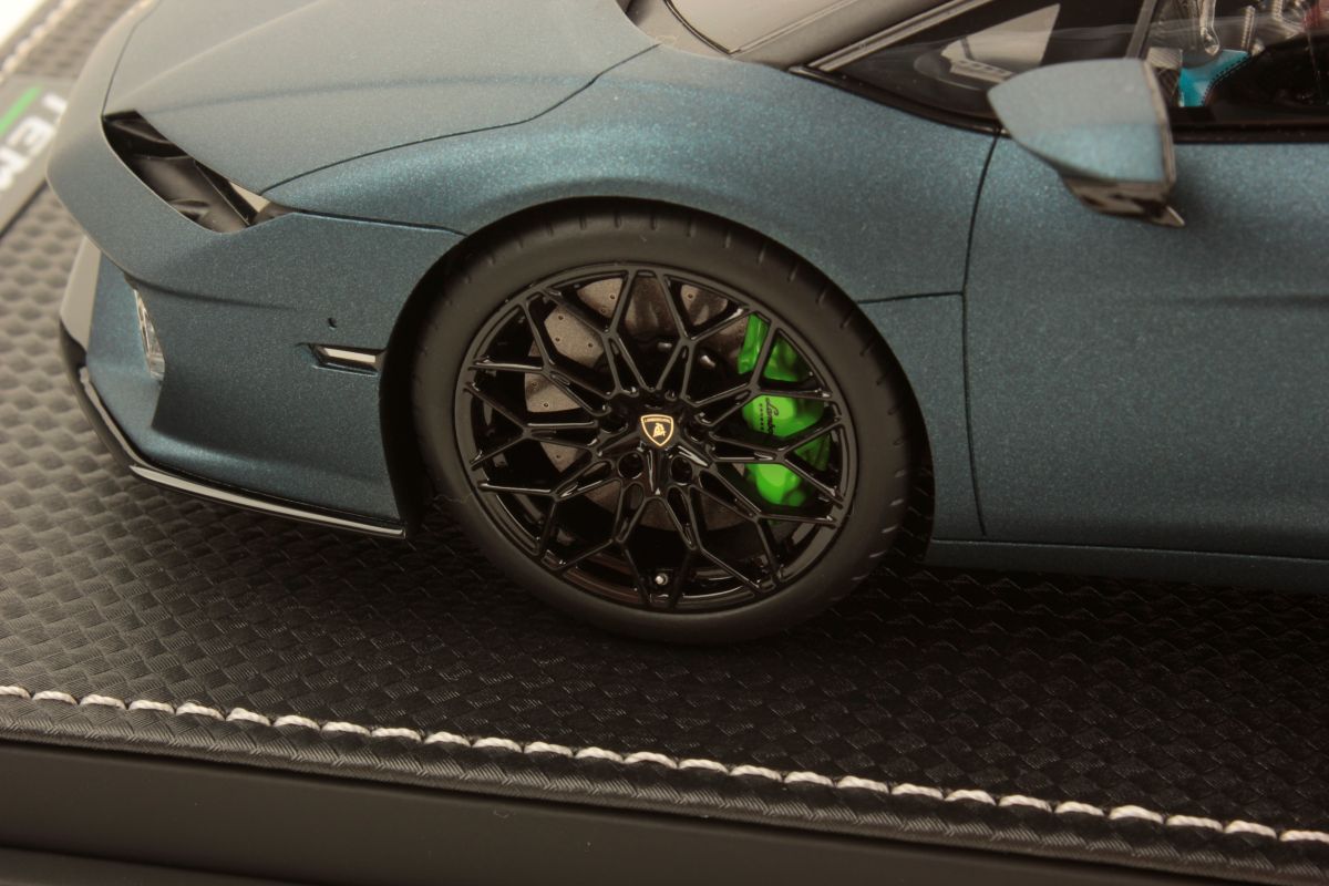 MR Collection Lamborghini Temerario - ONE OFF Matte Blu Mehit | 1:18 – Bild 5