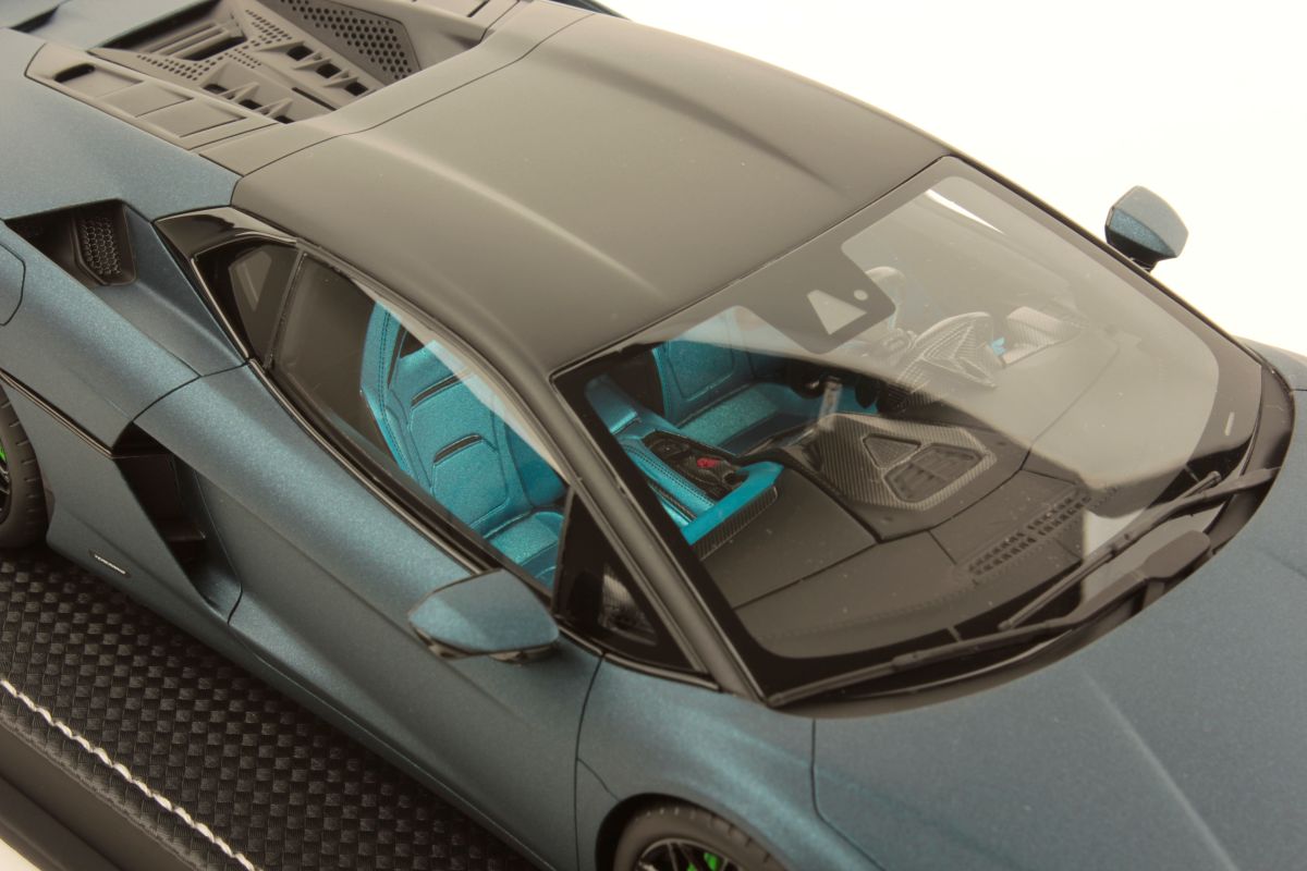 MR Collection Lamborghini Temerario - ONE OFF Matte Blu Mehit | 1:18 – Bild 6