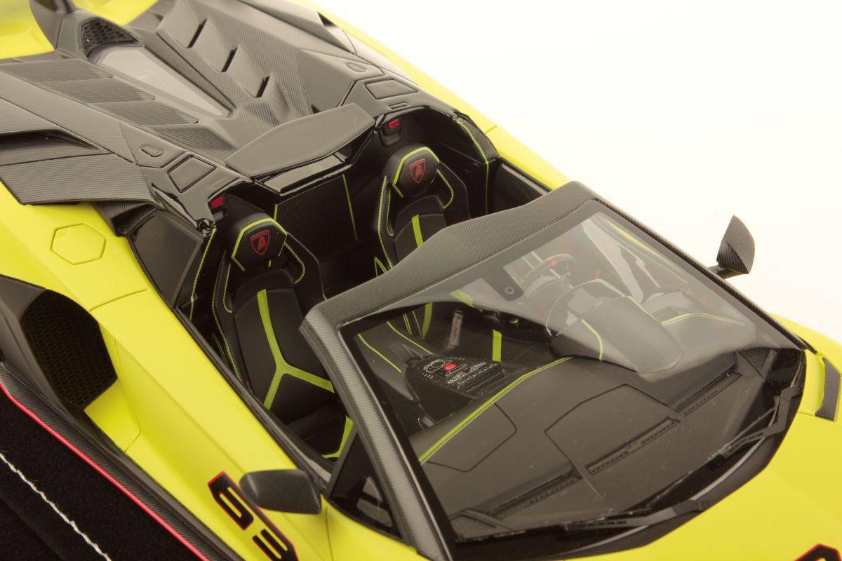 MR Collection Lamborghini Aventador SVJ Roadster | 1:18 – Bild 6
