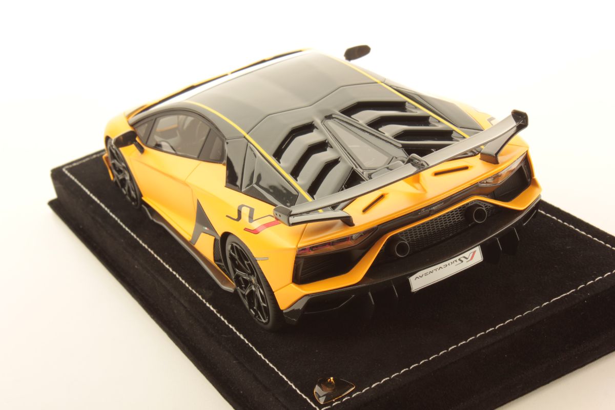 MR Collection Lamborghini Aventador SVJ | 1:18 – Bild 4