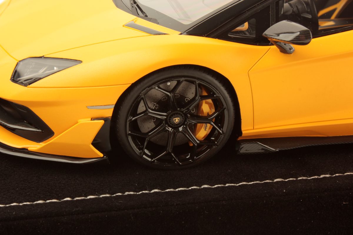 MR Collection Lamborghini Aventador SVJ | 1:18 – Bild 5