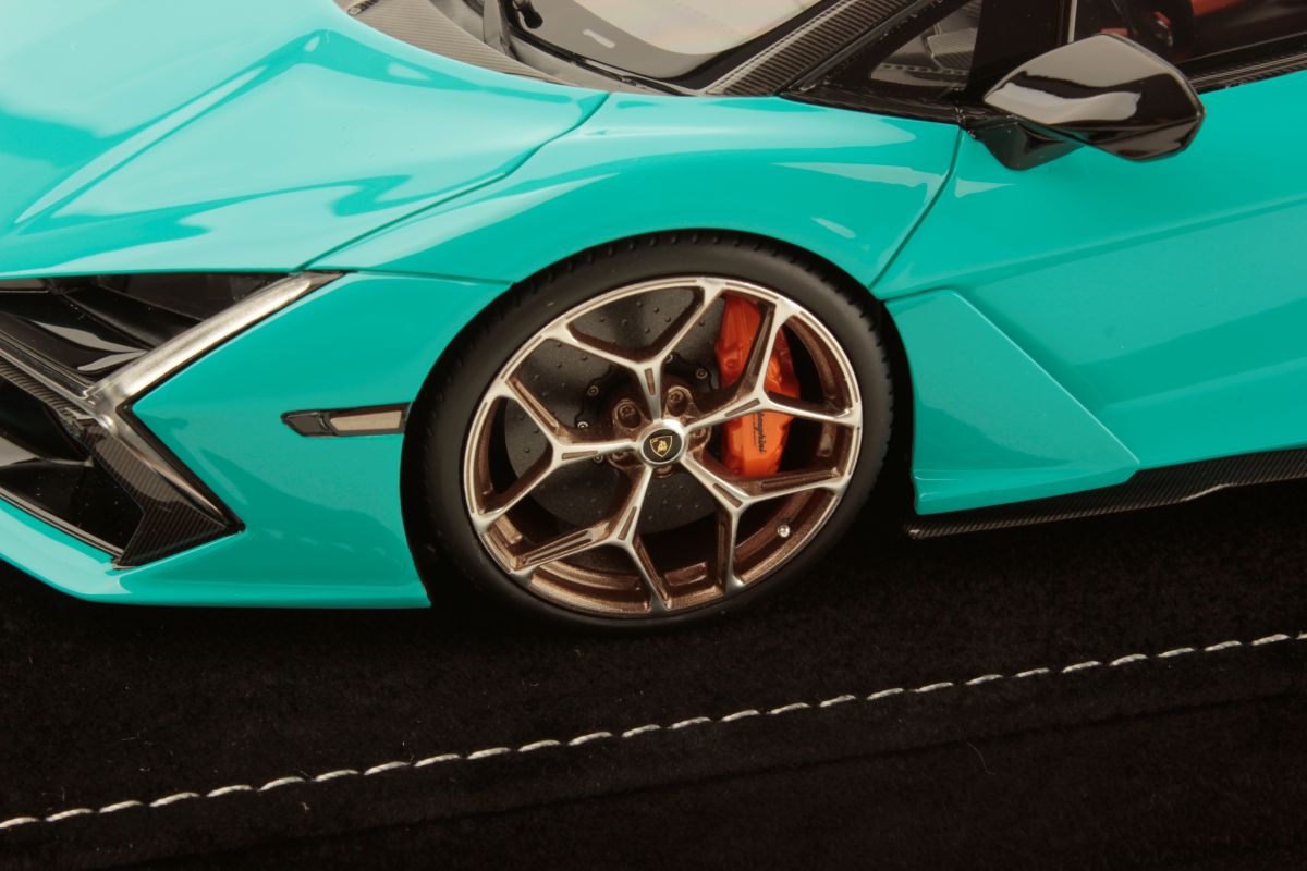 MR Collection Lamborghini Revuelto | 1:18 – Bild 5