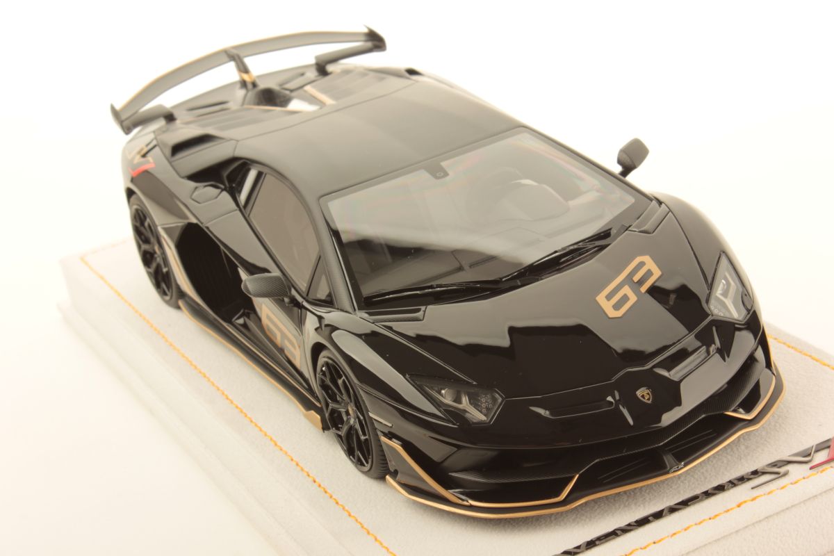 MR Collection Lamborghini Aventador SVJ Coupé | 1:18 – Bild 3