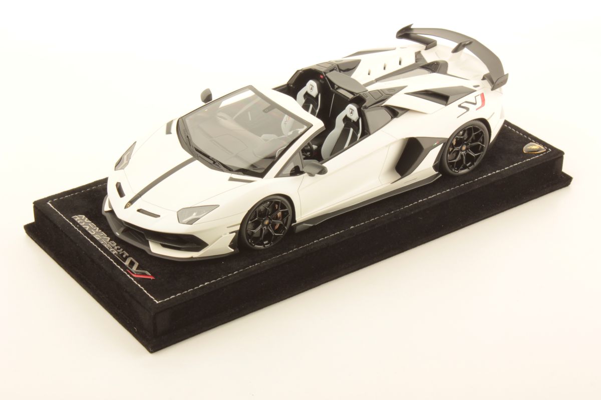 MR Collection Lamborghini Aventador SVJ Roadster Geneva Motor Show 2019 | 1:18