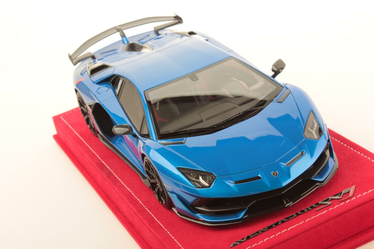 MR Collection Lamborghini Aventador SVJ - Blue Nethuns | 1:18 – Bild 3