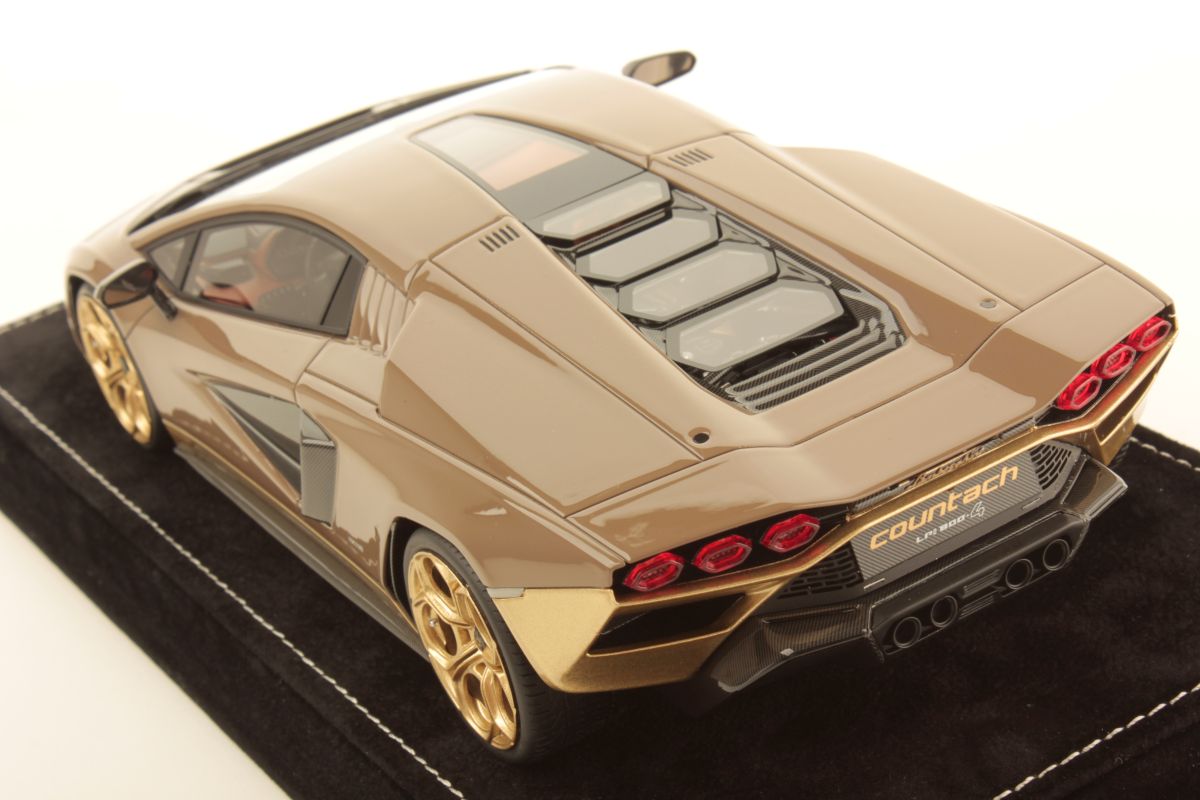 MR Collection Lamborghini Countach LPI 800-4 - Bronze Amestris | 1:18 – Bild 4