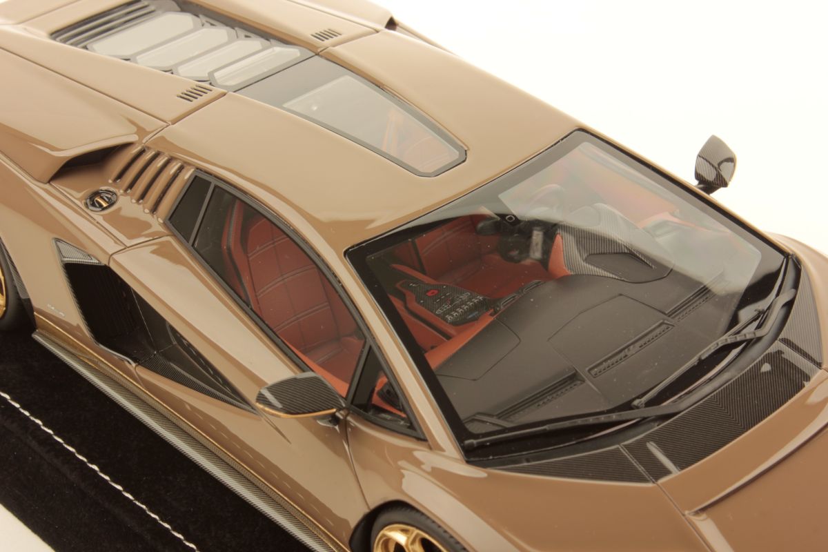 MR Collection Lamborghini Countach LPI 800-4 - Bronze Amestris | 1:18 – Bild 6