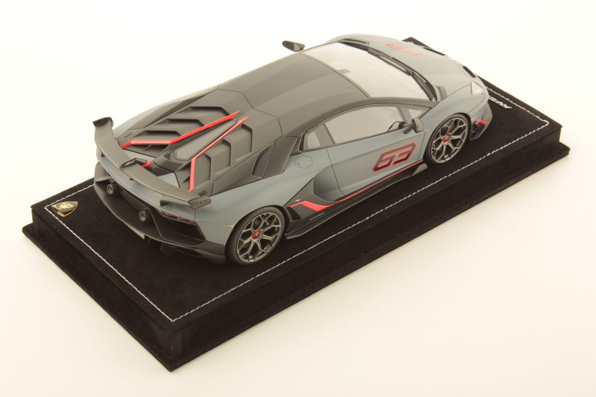 MR Collection Lamborghini Aventador SVJ - Grigio Acheso Matte | 1:18 – Bild 2