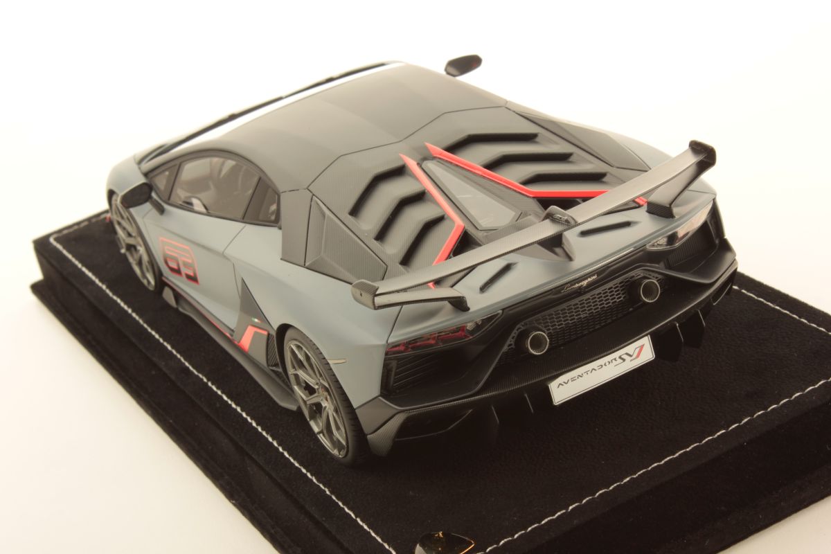 MR Collection Lamborghini Aventador SVJ - Grigio Acheso Matte | 1:18 – Bild 4