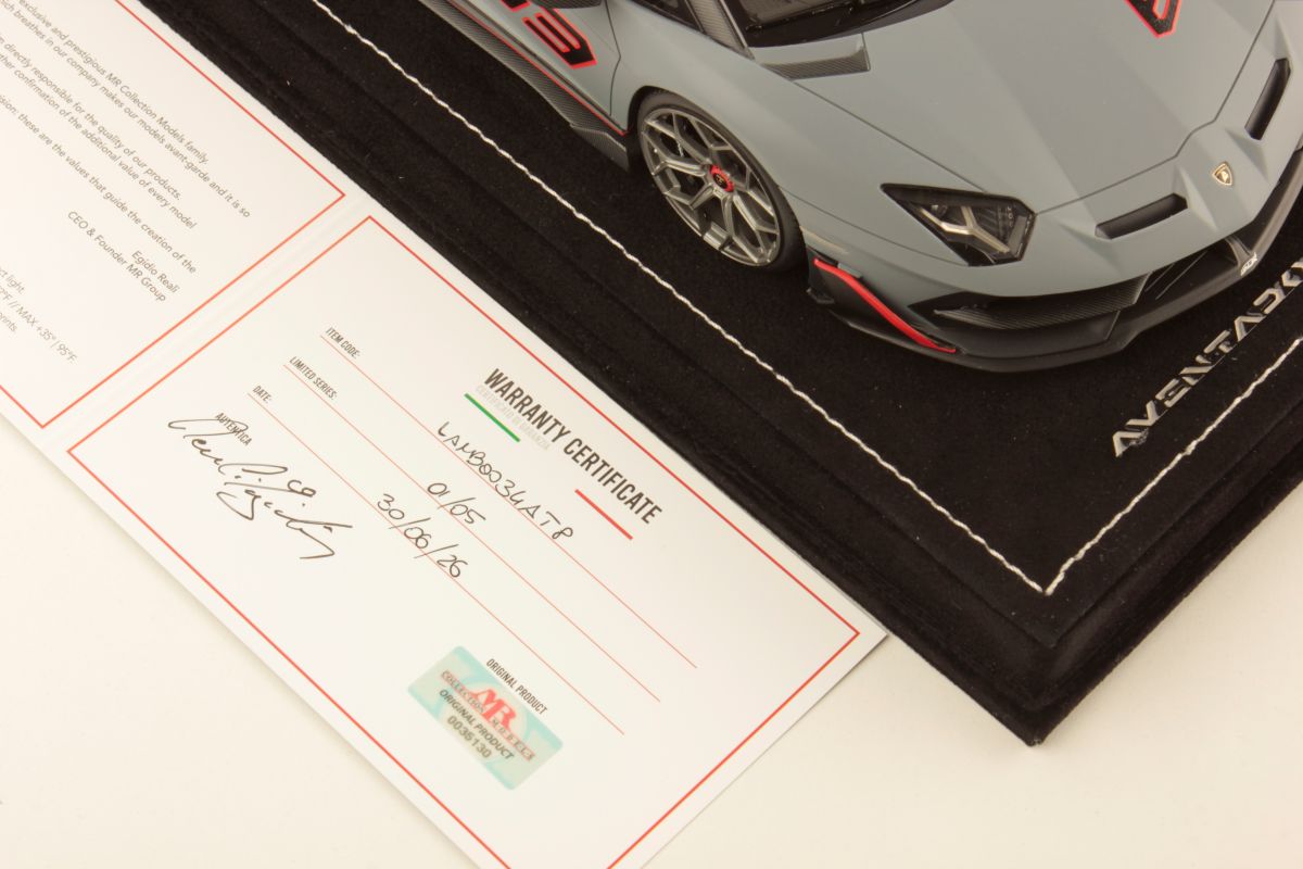 MR Collection Lamborghini Aventador SVJ - Grigio Acheso Matte | 1:18 – Bild 7