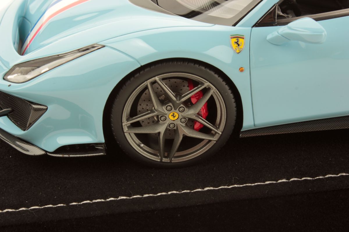 MR Collection Ferrari 488 Pista Spider | 1:18 – Bild 5
