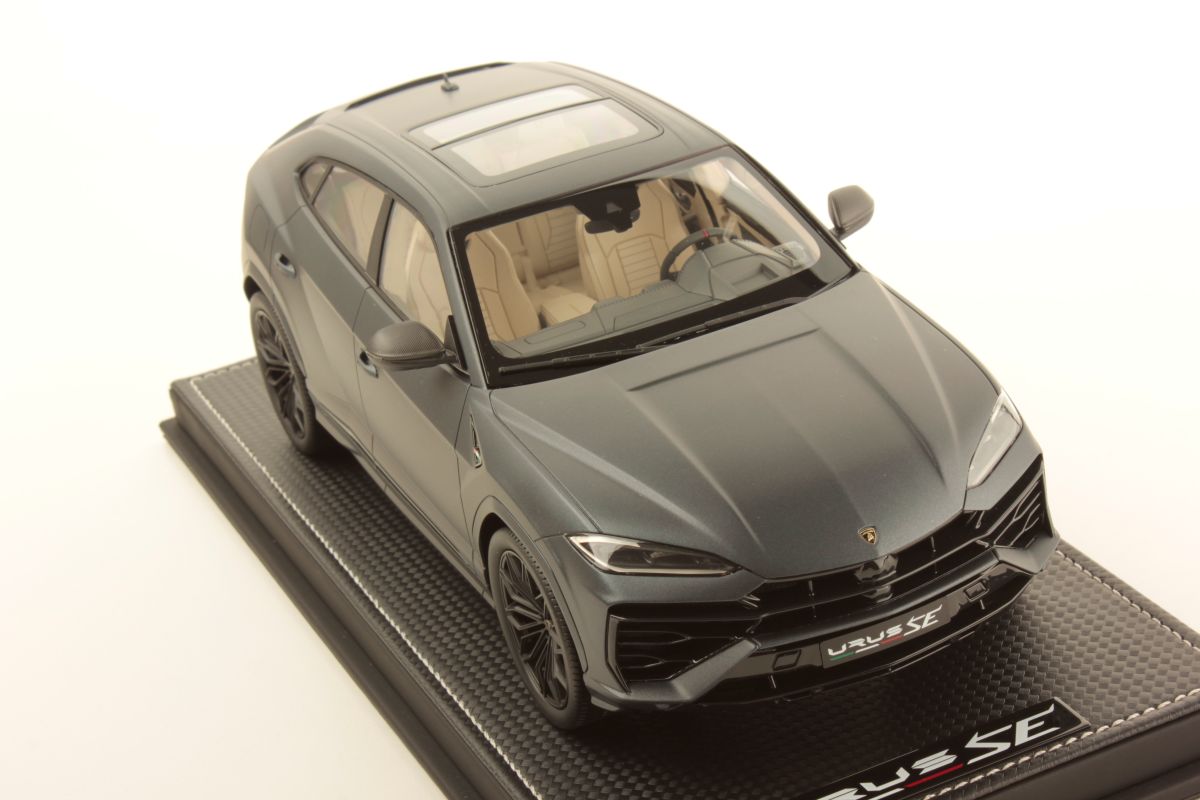MR Collection Lamborghini Urus SE - ONE OFF Matte Crater Grey | 1:18 – Bild 3