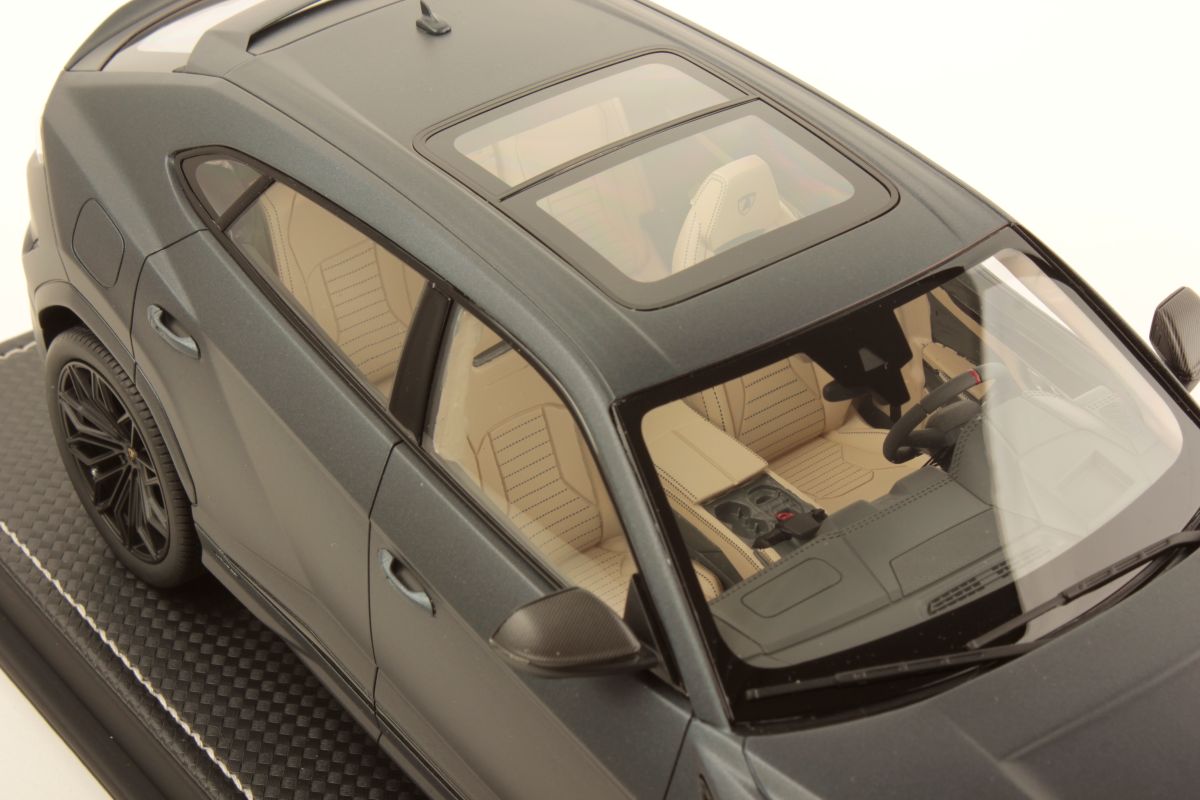 MR Collection Lamborghini Urus SE - ONE OFF Matte Crater Grey | 1:18 – Bild 6