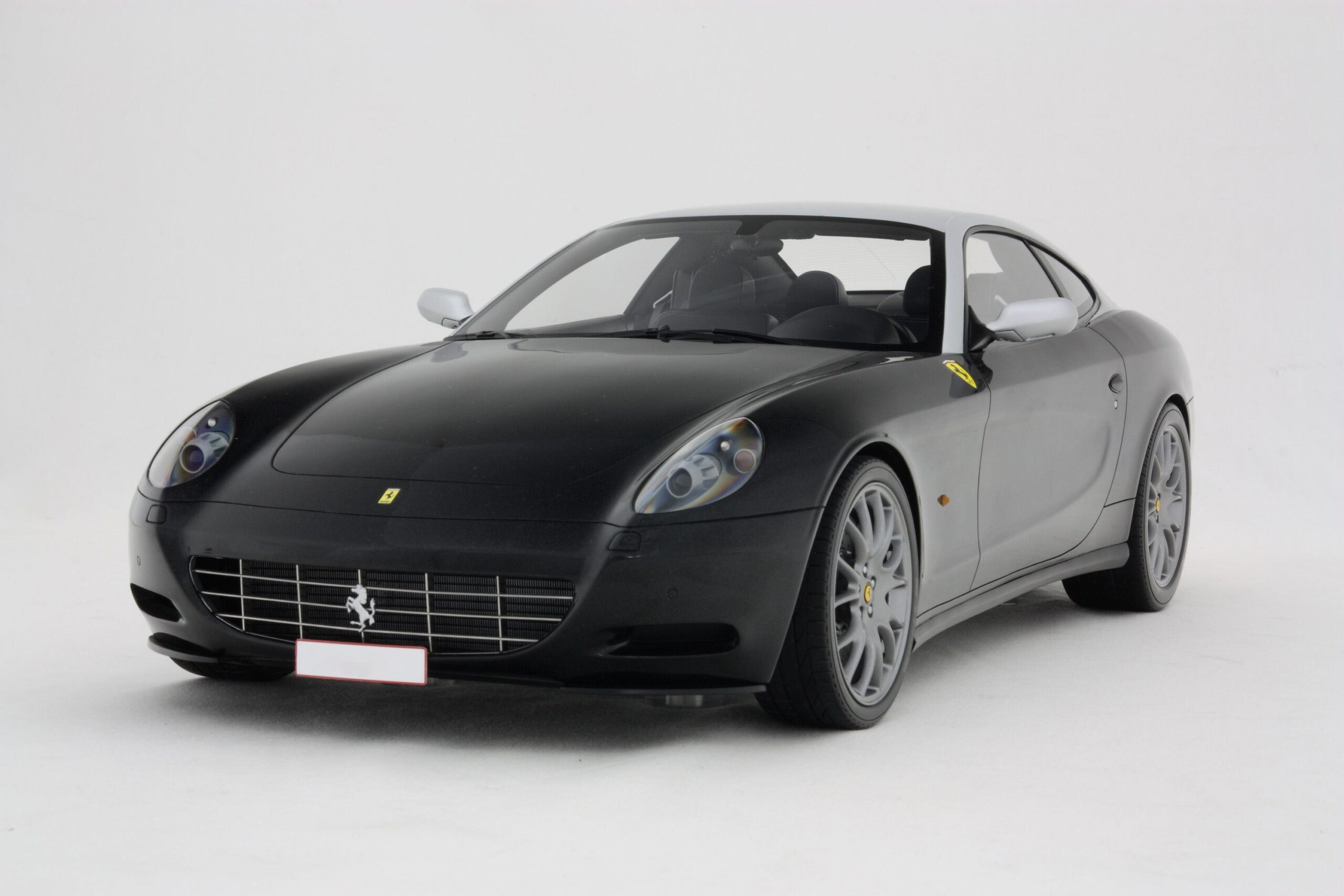 Amalgam Ferrari 612 Sessanta Tailor Made | 1:8 - Image 3