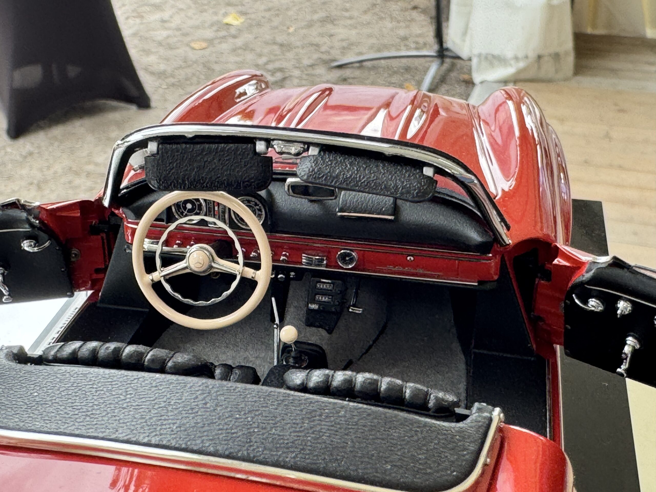 CMC Mercedes-Benz 300 SL Roadster, Rennvariante, CGS 2026, rot, #4 Limited Edition 300 Stück - Immagine 6