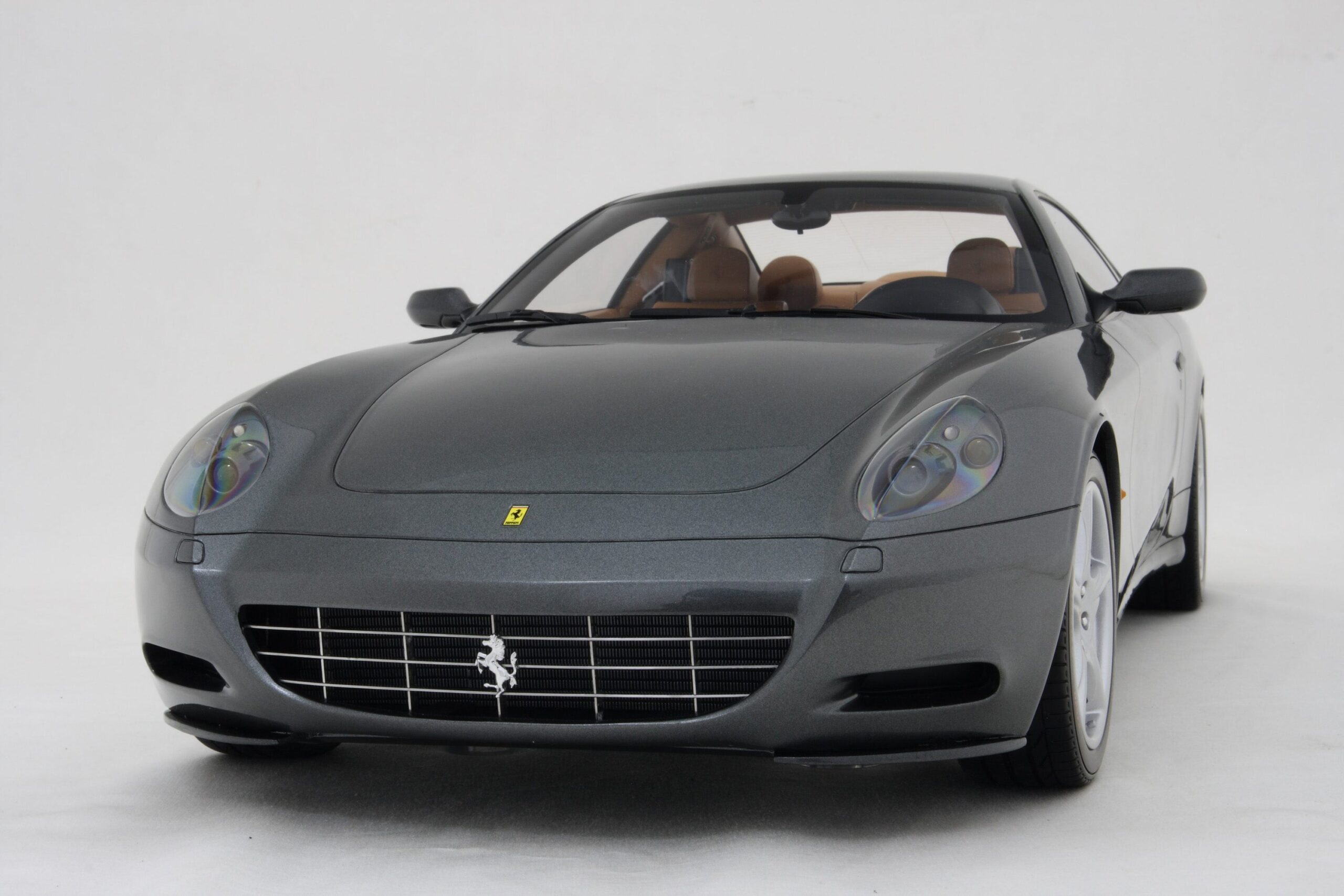 Amalgam Ferrari 612 Sessanta Tailor Made | 1:8 - Image 7