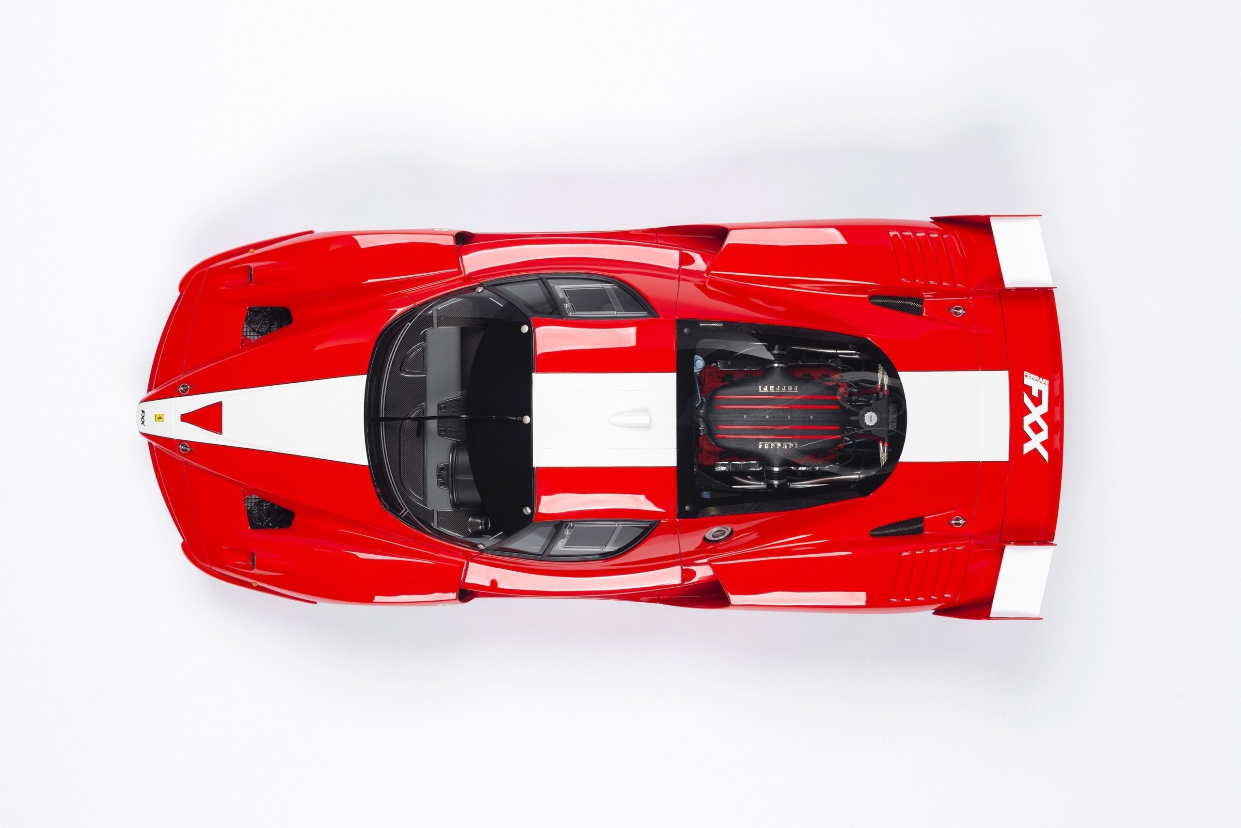 Amalgam Ferrari FXX (2005) - Rot | 1:8 - 画像9