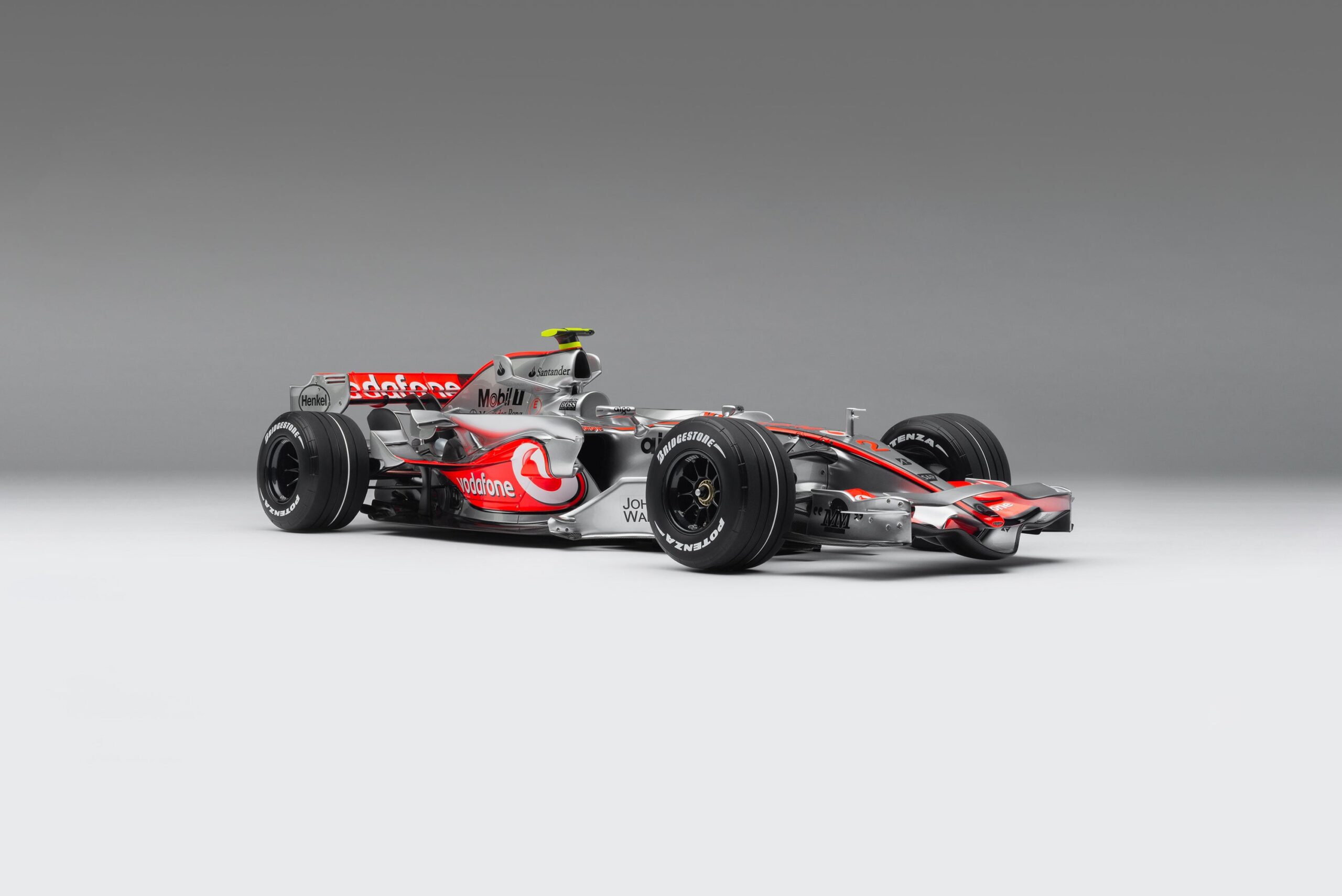 Amalgam McLaren MP4-22 2007 Canadian Grand Prix Lewis Hamilton - Silber / Rot | 1:8 - Image 2