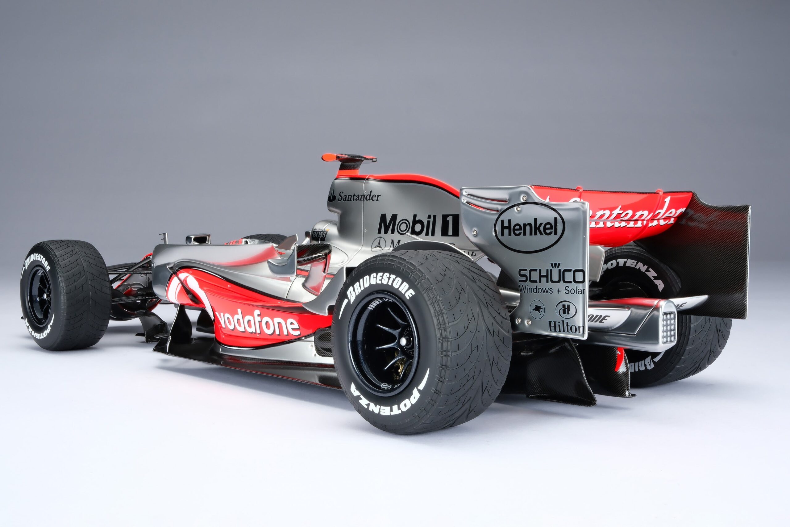 Amalgam McLaren MP4-22 2007 European Grand Prix Alonso - Weiß | 1:8 - Image 13