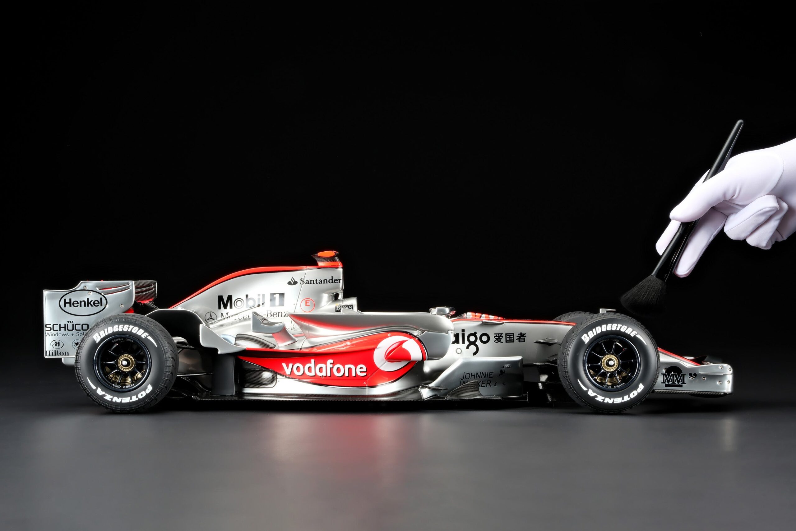 Amalgam McLaren MP4-22 2007 European Grand Prix Alonso - Weiß | 1:8 - Image 3