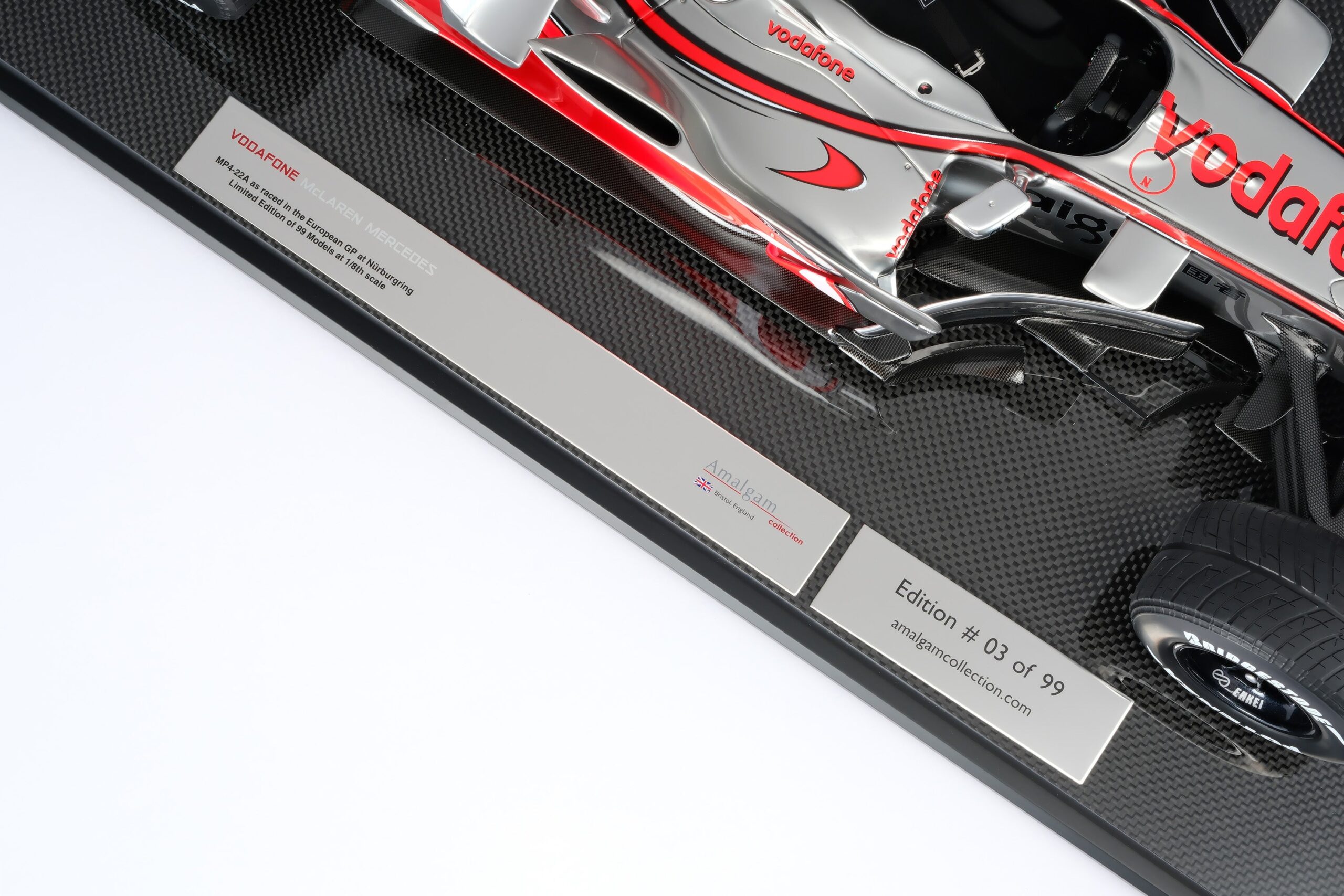Amalgam McLaren MP4-22 2007 European Grand Prix - Lewis Hamilton - Rot | 1:8 - Image 16