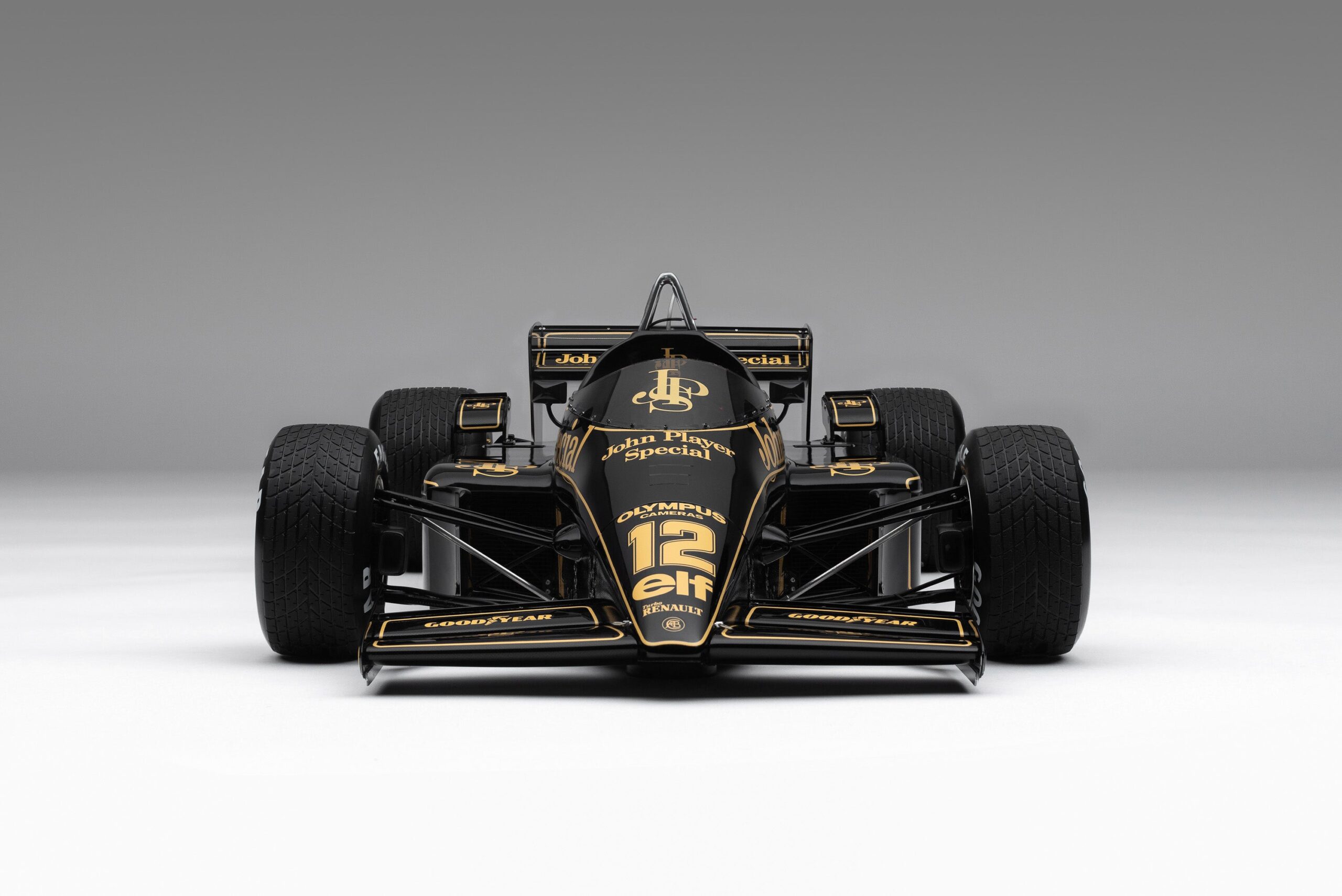 Amalgam Lotus 97T 1985 Portuguese Grand Prix Winner Ayrton Senna - Schwarz | 1:8 – Bild 7