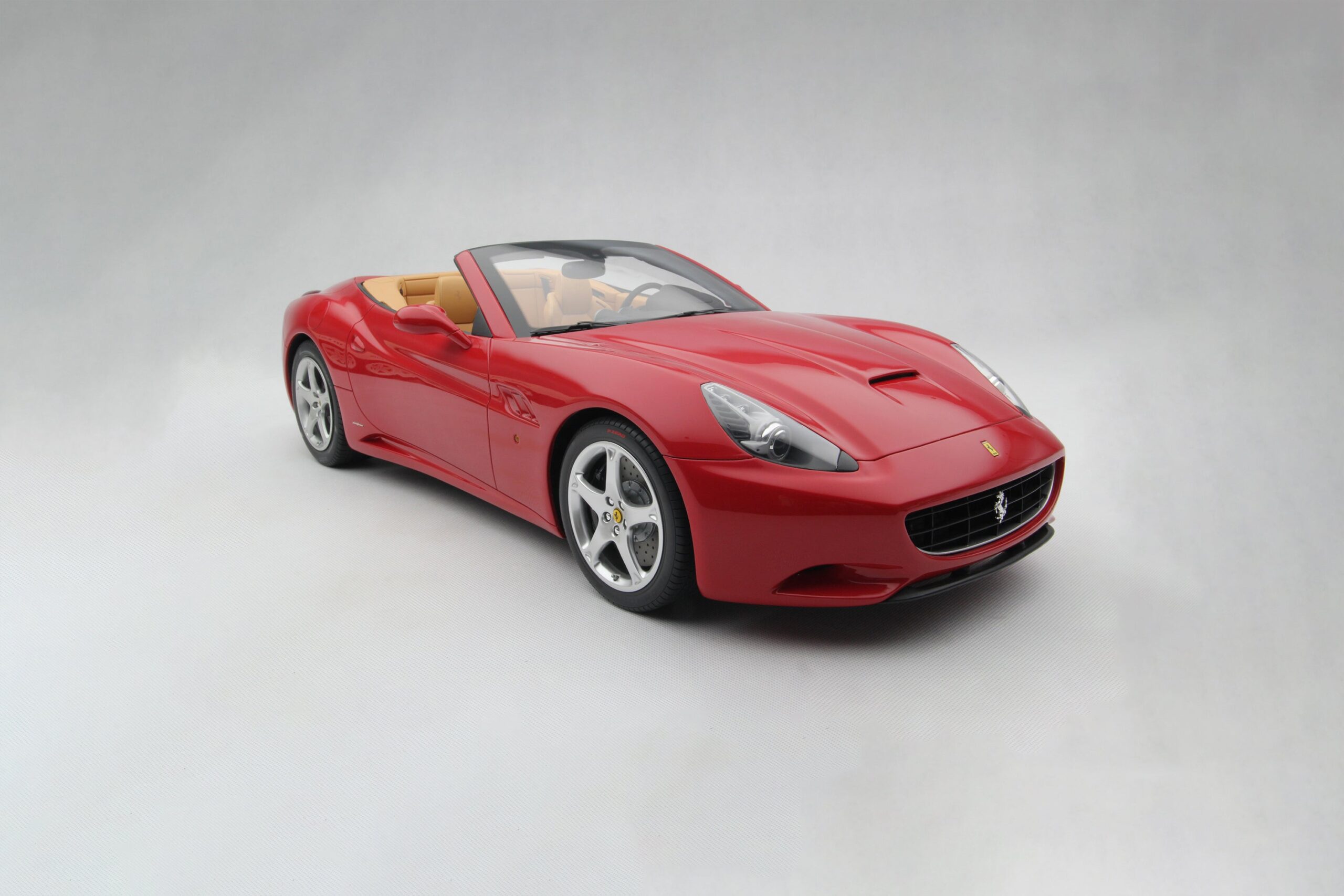 Amalgam Ferrari California (2008) - Rot, Blau | 1:8 - 画像22