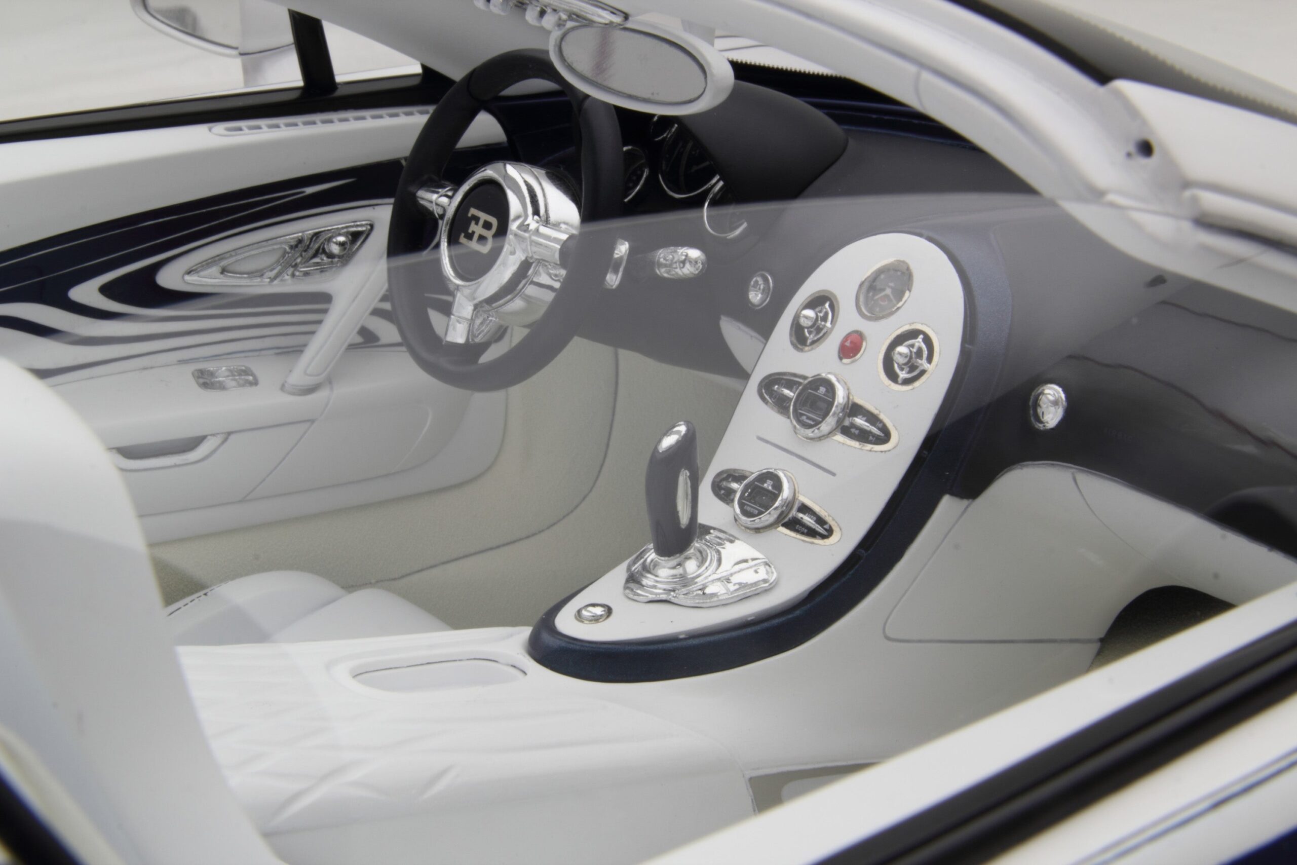 Amalgam Bugatti Veyron Tailor Made | 1:8 - Image 23