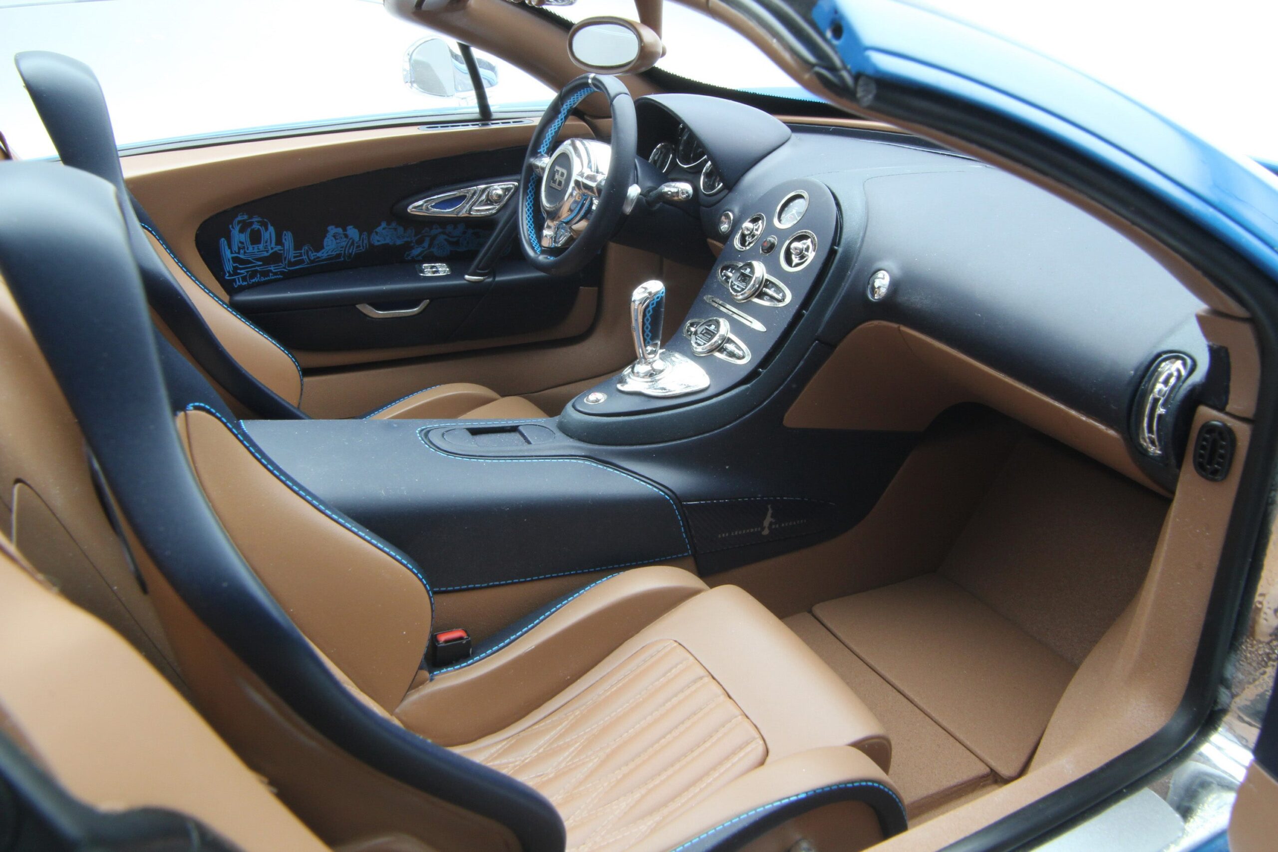Amalgam Bugatti Veyron Tailor Made | 1:8 - Image 42