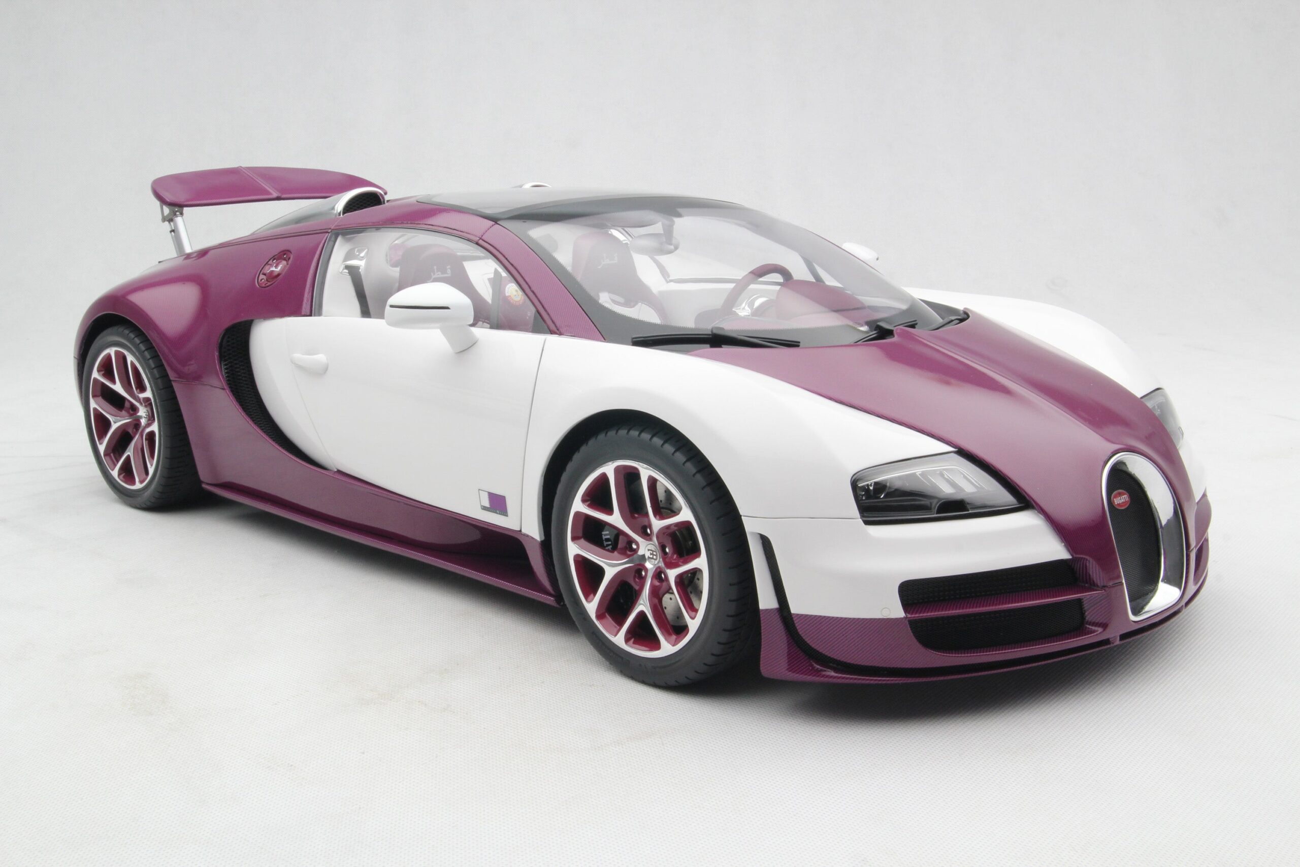 Amalgam Bugatti Veyron Tailor Made | 1:8 - Image 31