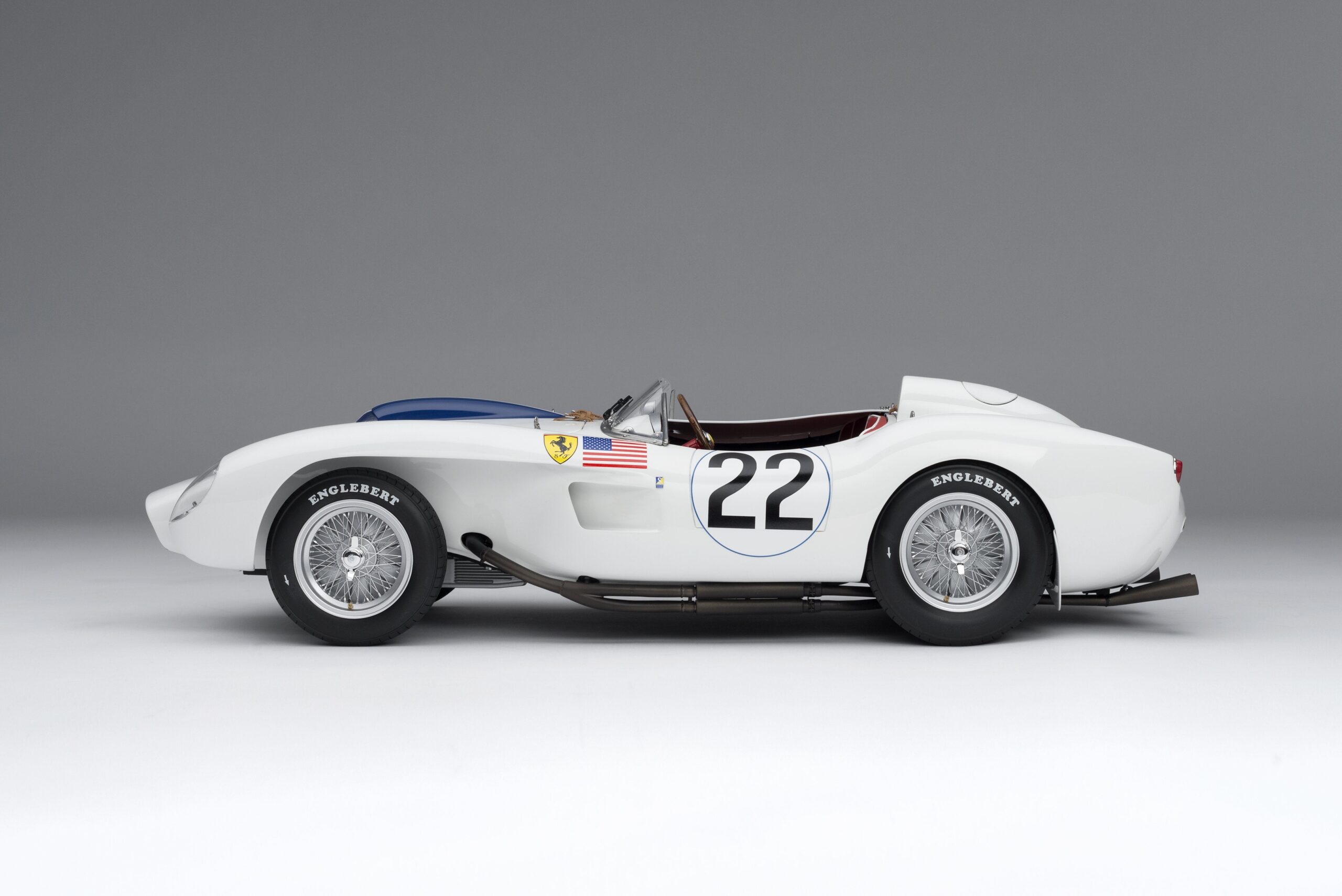 Amalgam Ferrari 250 TR 1958 Le Mans "Lucybelle II" - Weiß | 1:8 – Bild 9