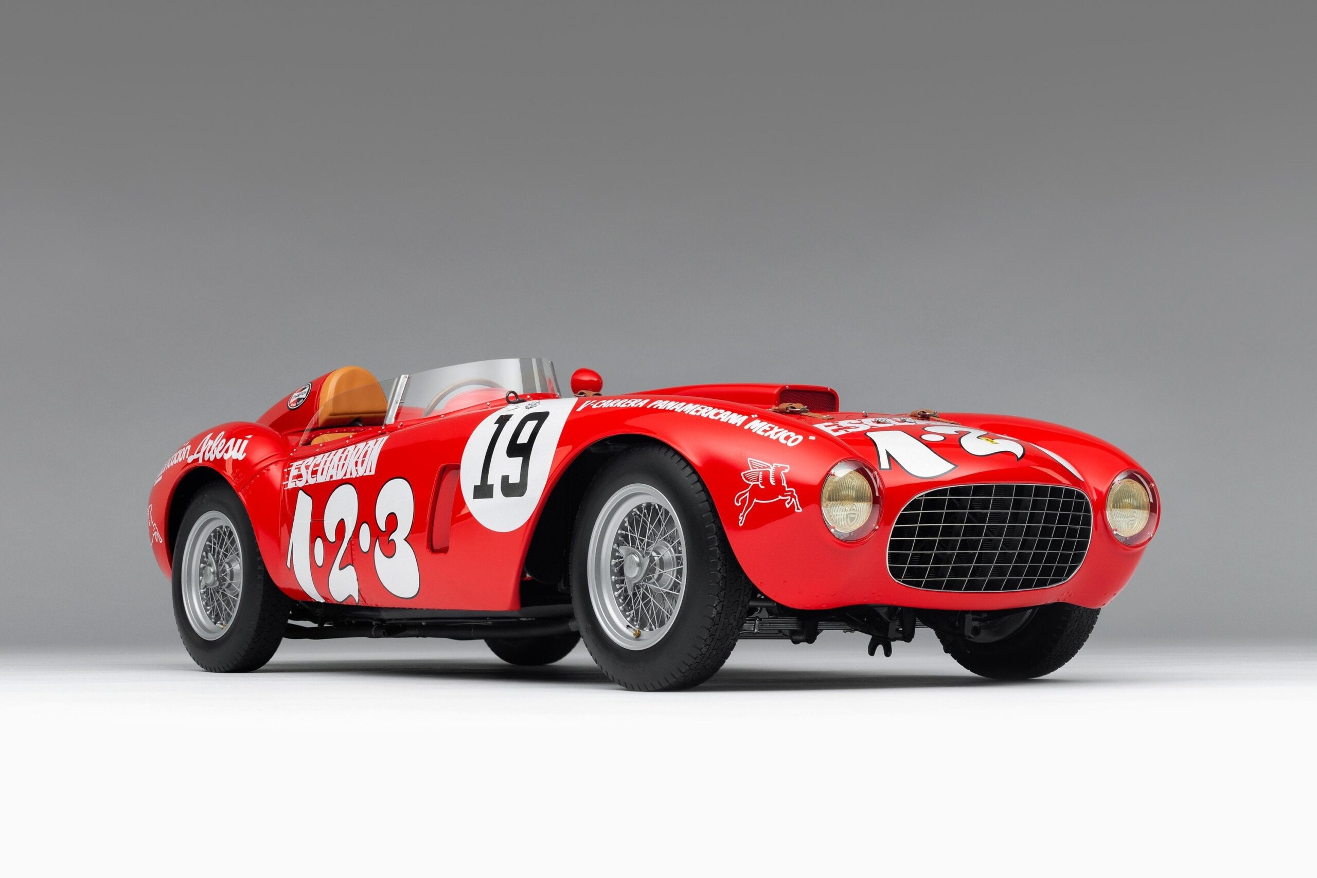 アマルガム フェラーリ 375 プラス 1954 カレラ・パナメリカーナ 優勝 マリオリ - レッド | 1:8
