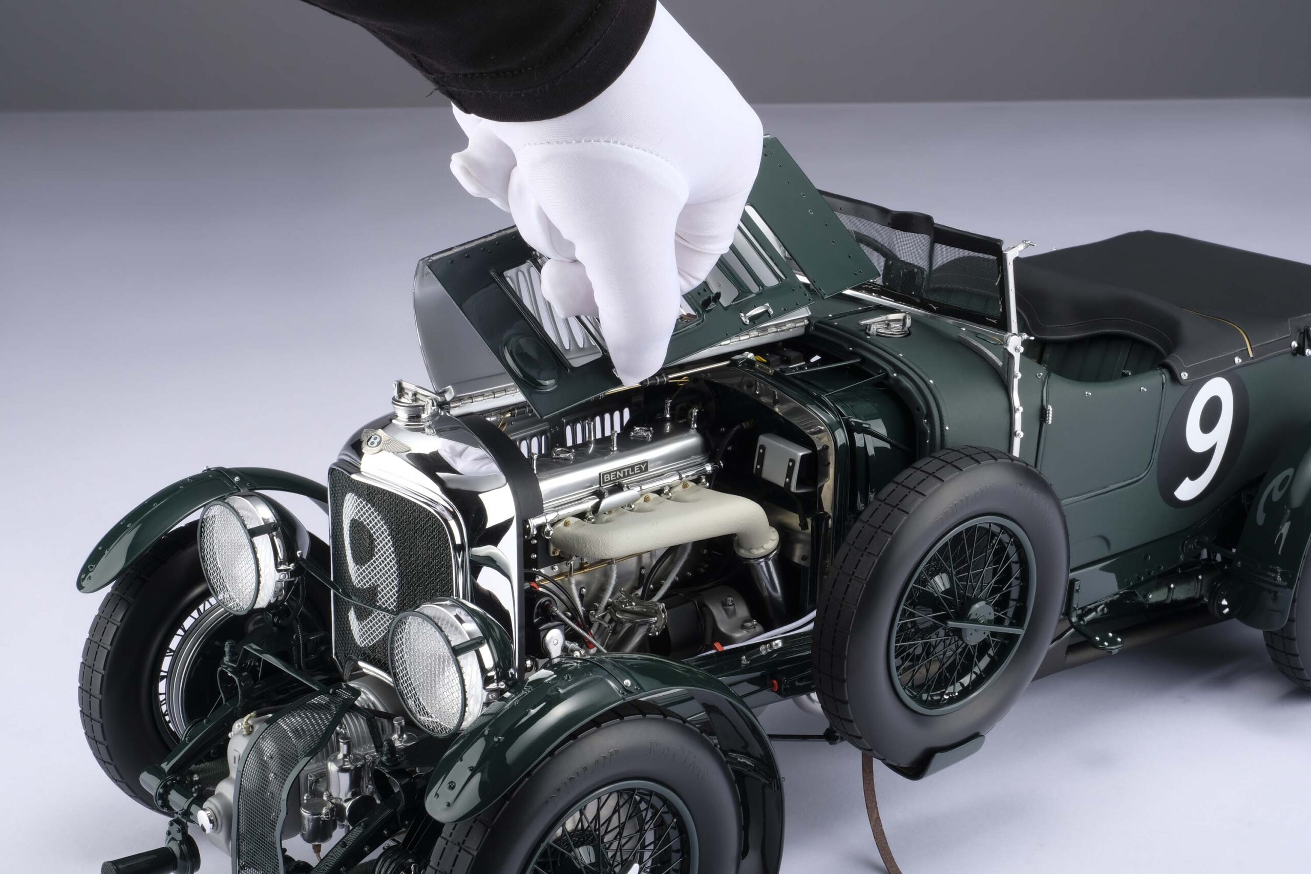 Amalgam Bentley Blower 1930 Le Mans Birkin & Chassagne - Blau | 1:8 - Image 28